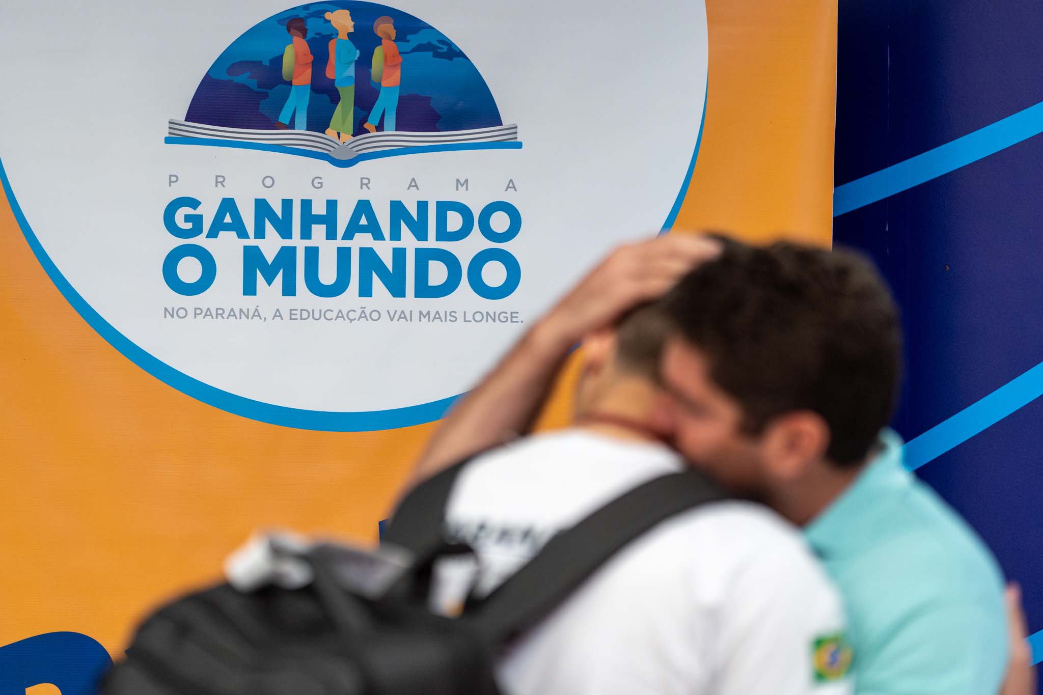 Ganhando o Mundo 2027: primeira chamada reúne estudantes dos 399 municípios do Paraná 