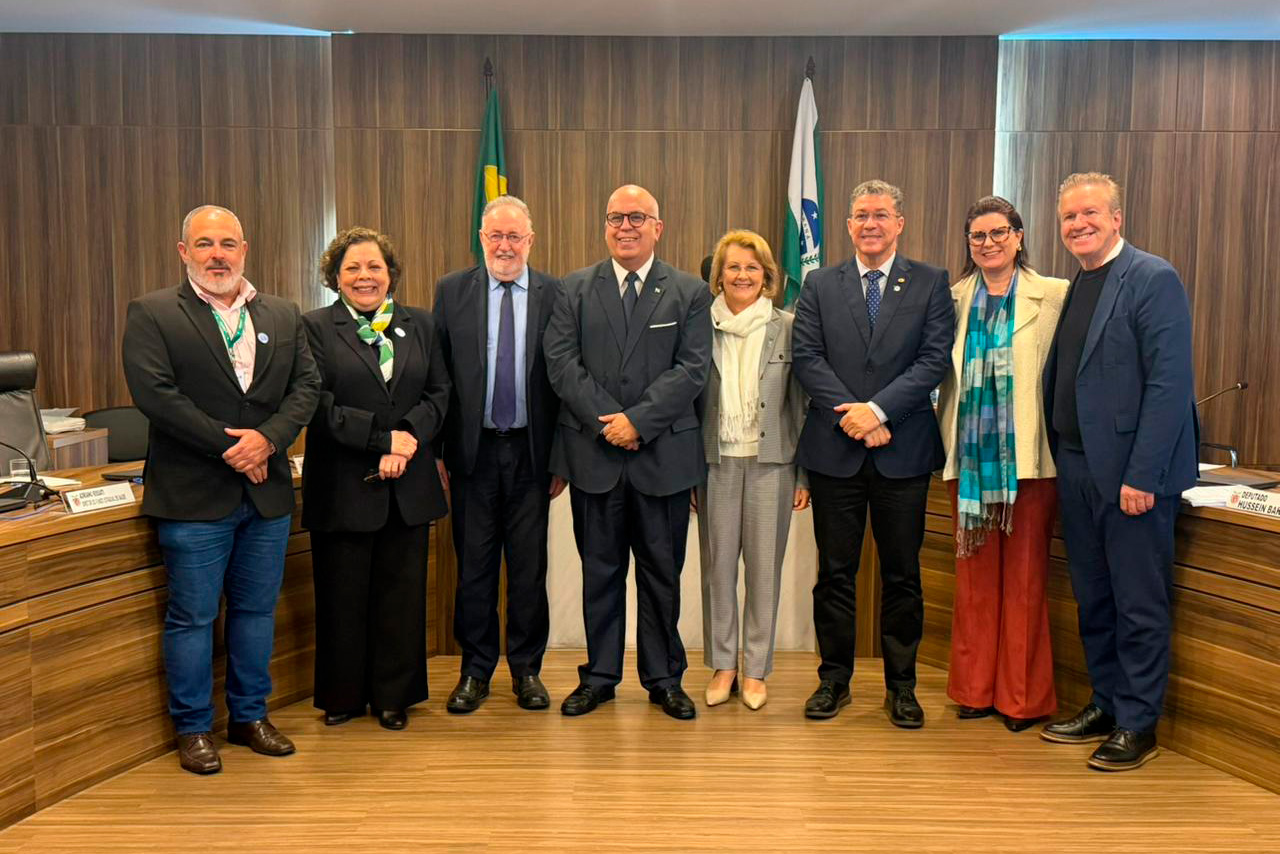 Paraná investe 15% do orçamento em saúde e supera mínimo constitucional no primeiro quadrimestre