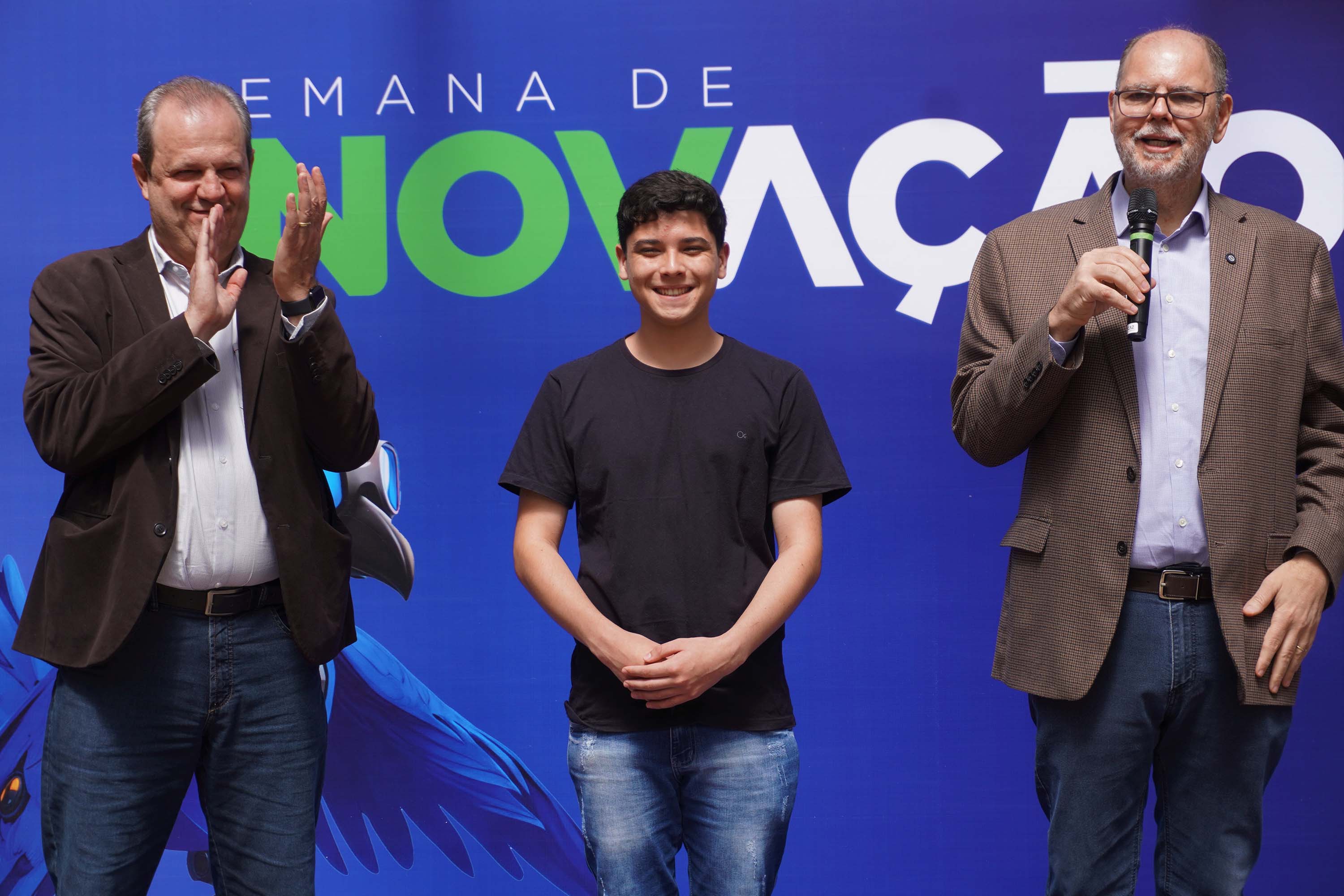 INOVAÇÃO: Da zona rural à inovação: a trajetória de um jovem transformada por oportunidades do Paraná