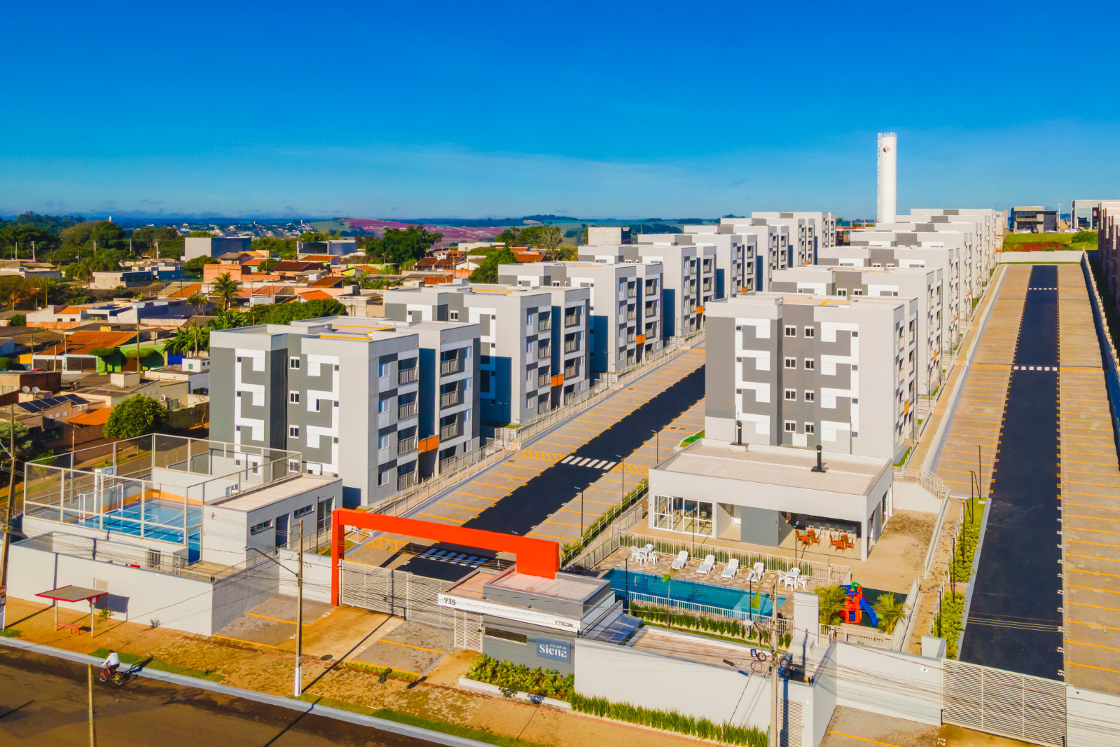 COHAPAR: Entrega Resid. Solar di Siena em Londrina
