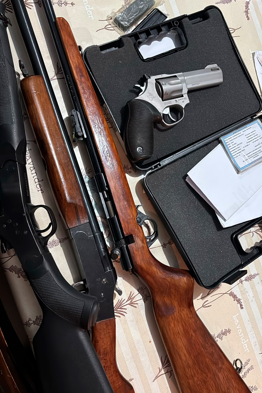 PCPR prende seis pessoas e apreende arsenal durante operação contra comércio ilegal de armas