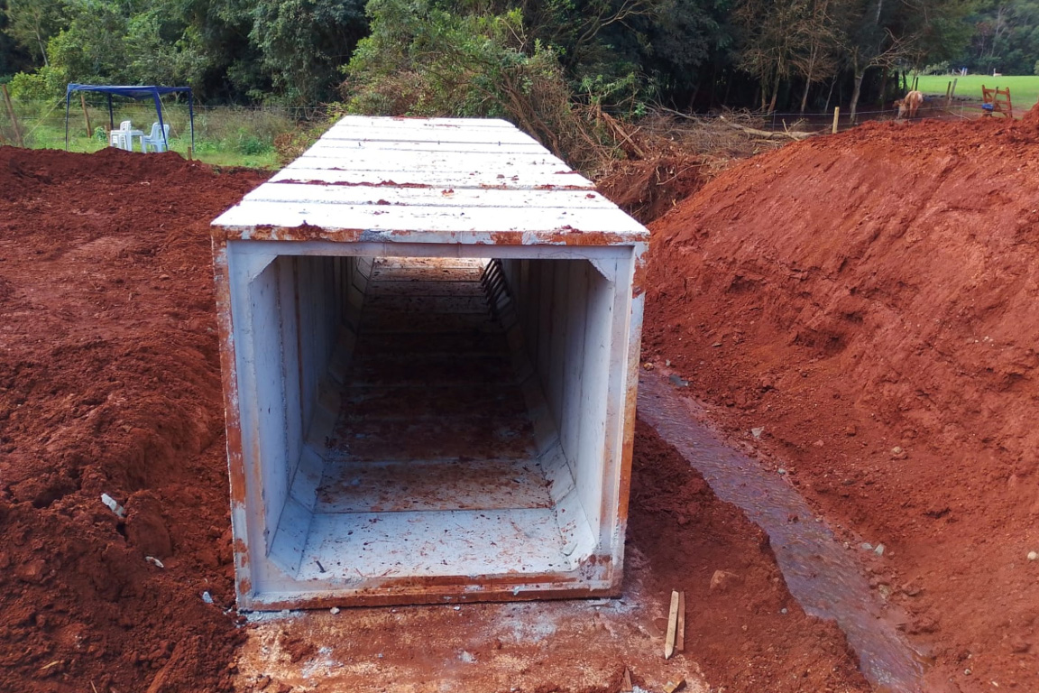 Pavimentação da PR-239 entre Mato Rico e Roncador