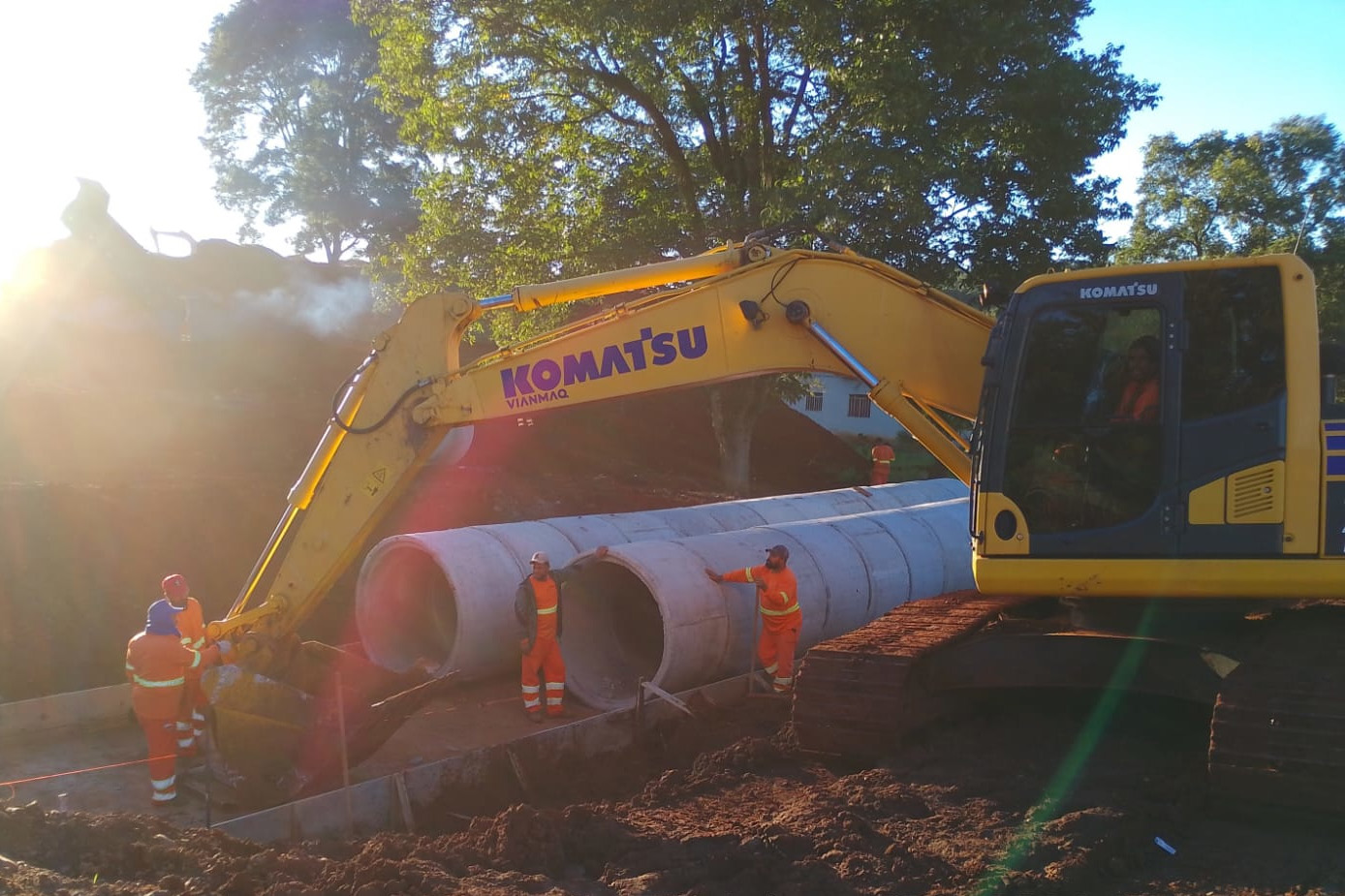 Pavimentação da PR-239 entre Mato Rico e Roncador