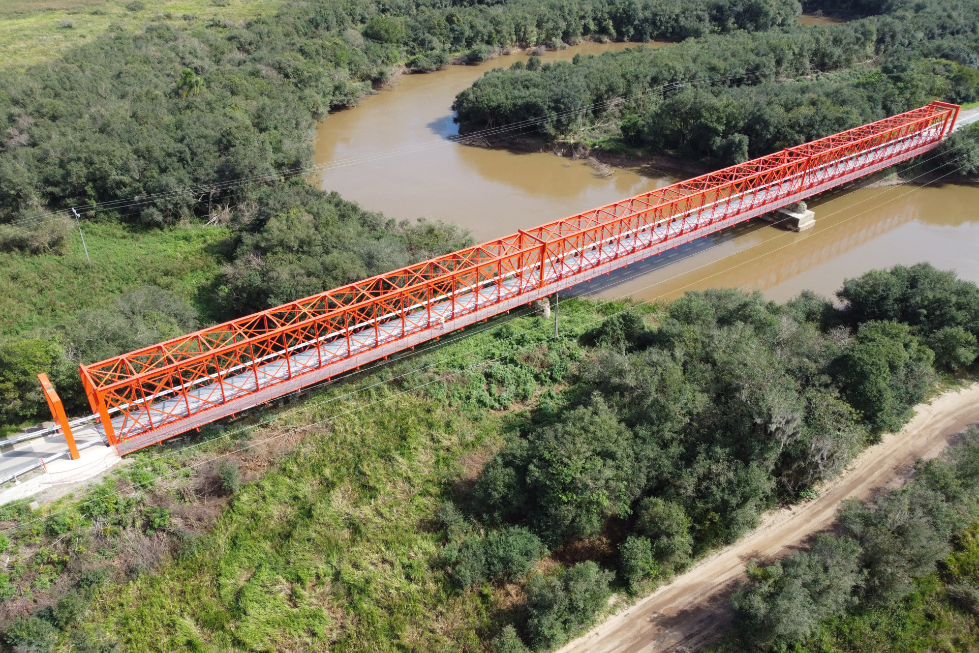 Ponte do Rio da Várzea, entre a Lapa e Campo do Tenente