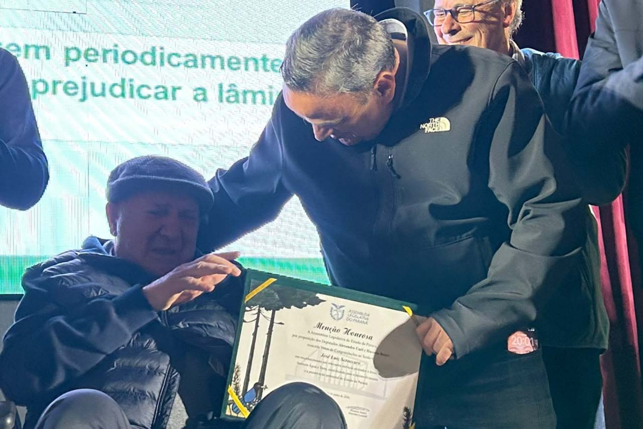LEGENDA: Governo do Estado apresentou na noite de quinta-feira (11) o anteprojeto de engenharia com as obras necessárias para minimizar os efeitos das cheias do Rio Iguaçu.