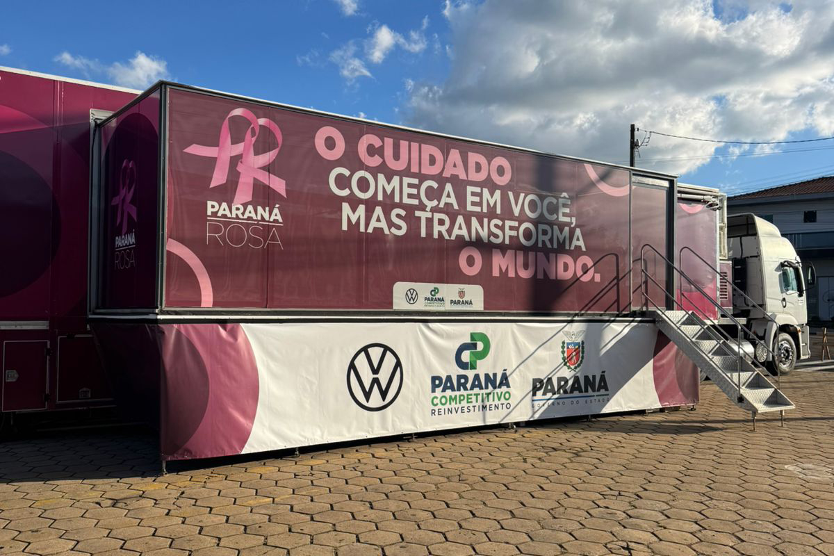 SESA - Carreta Saúde da Mulher chega a Rolândia para atender seis municípios da região