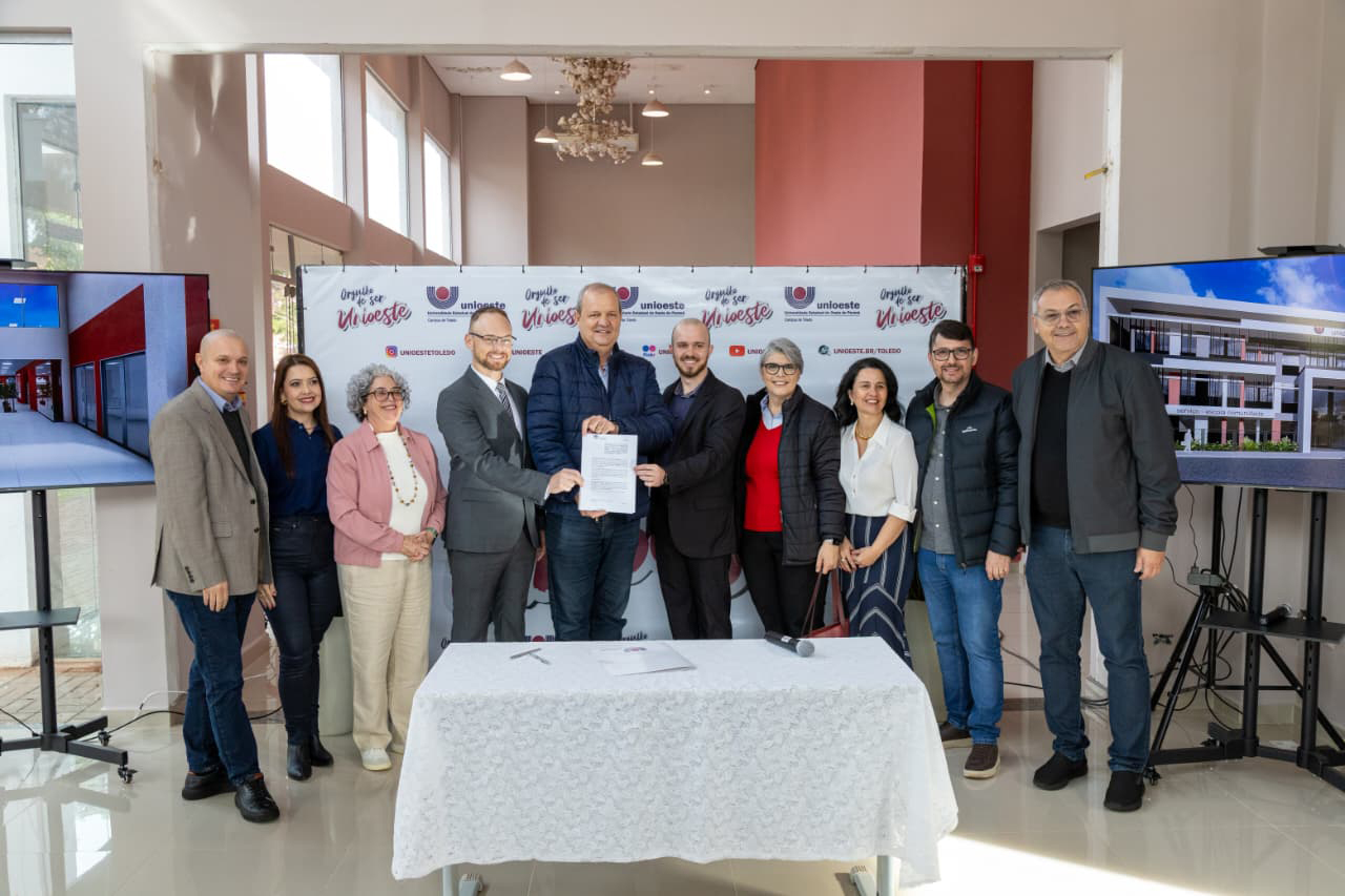 Unioeste celebra seu primeiro contrato de licenciamento de patente para empresa parceira