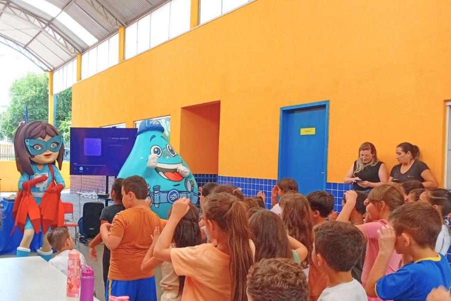 Estação Sanepar ensina 310 mil estudantes a proteger rios e economizar água