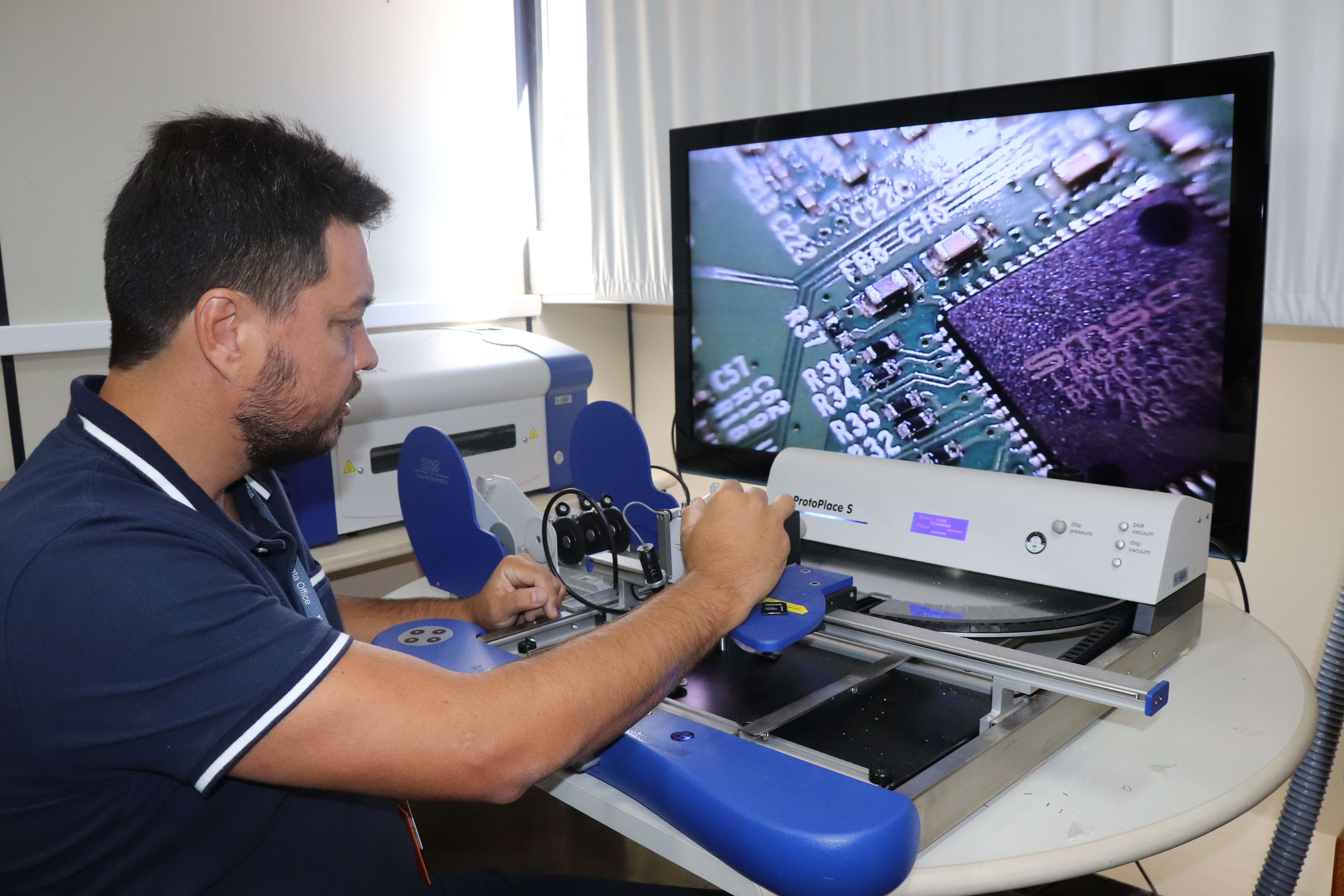Tecpar divulga edital com recursos para projetos de Inteligência Artificial em empresas do Paraná
