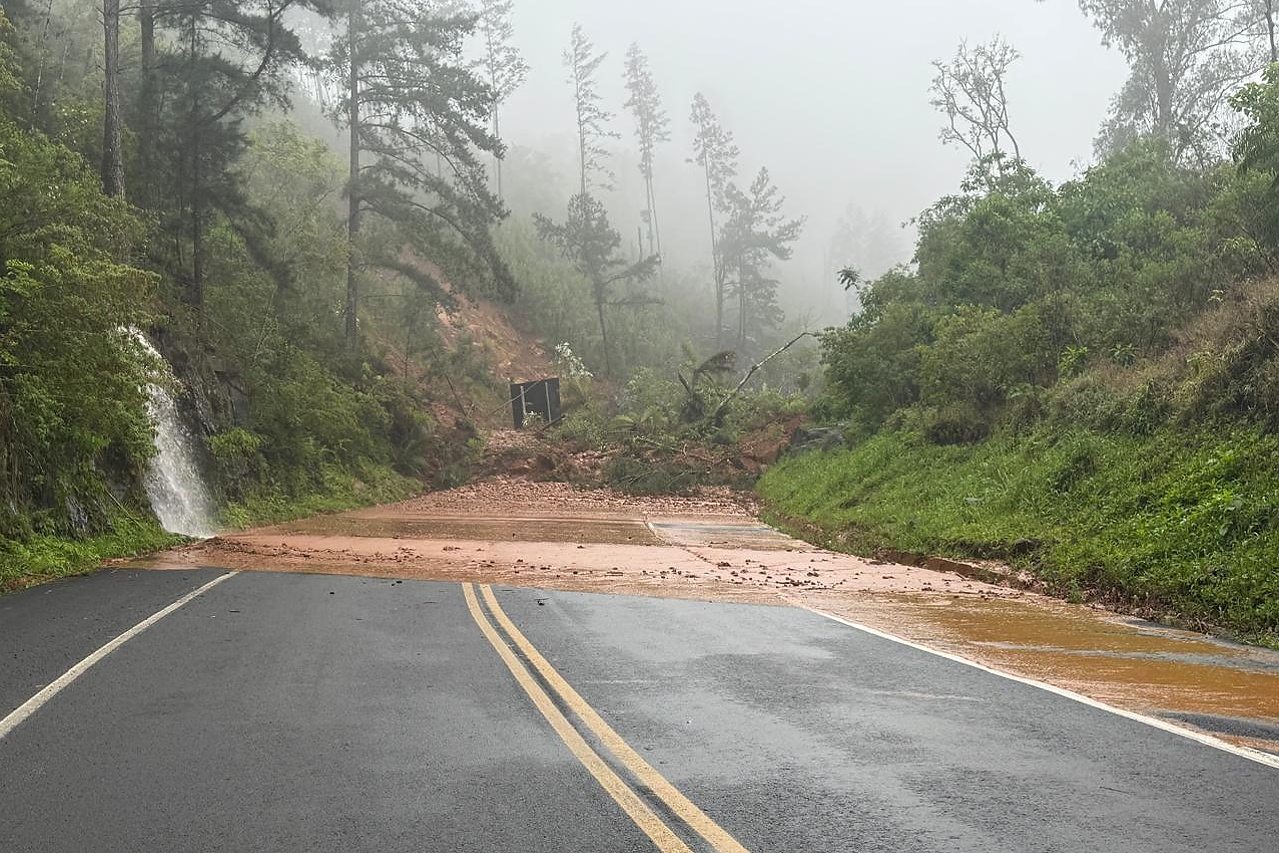 Estado trabalha na desobstrução de rodovias estaduais