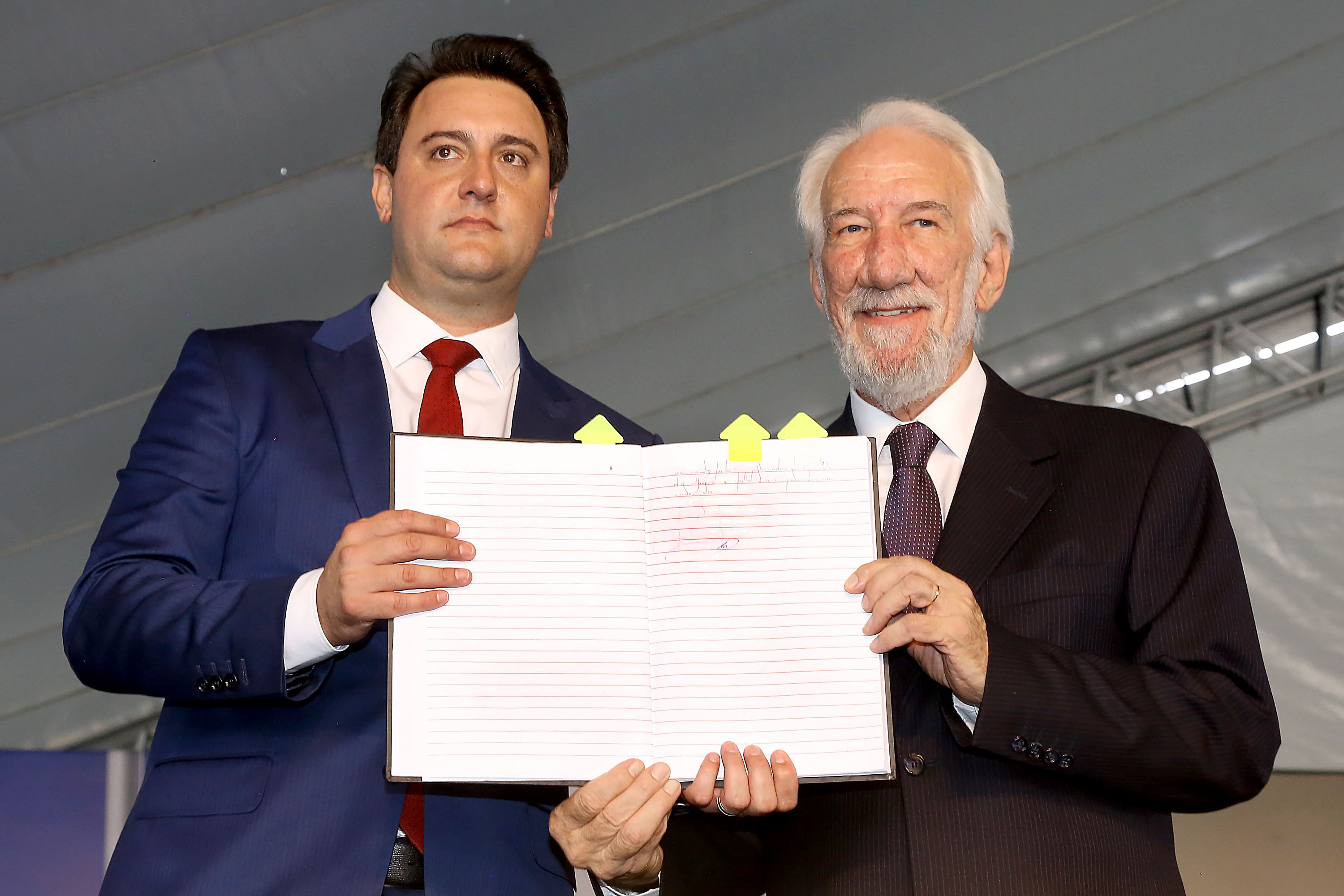 Posse do governador Carlos Massa Ratinho Junior. Na foto, com o vice governador, Darci Piana - Curitiba, 01/01/2019 - Foto: Jaelson Lucas/ANPr