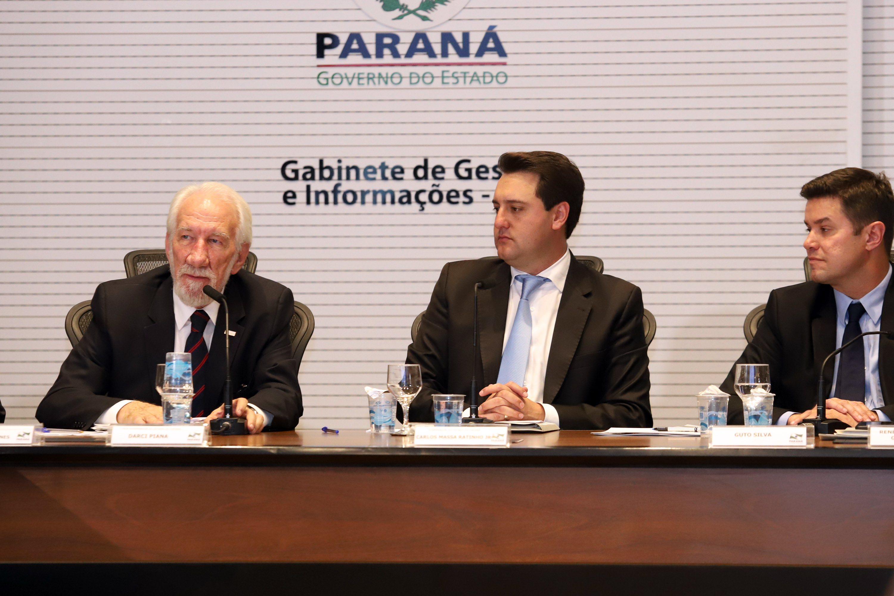 Governador Carlos Massa Ratinho Junior durante a primeira reunião de trabalho com a equipe de secretários de Estado. - Curitiba, 02/01/2019 - Foto: Rodrigo Félix Leal