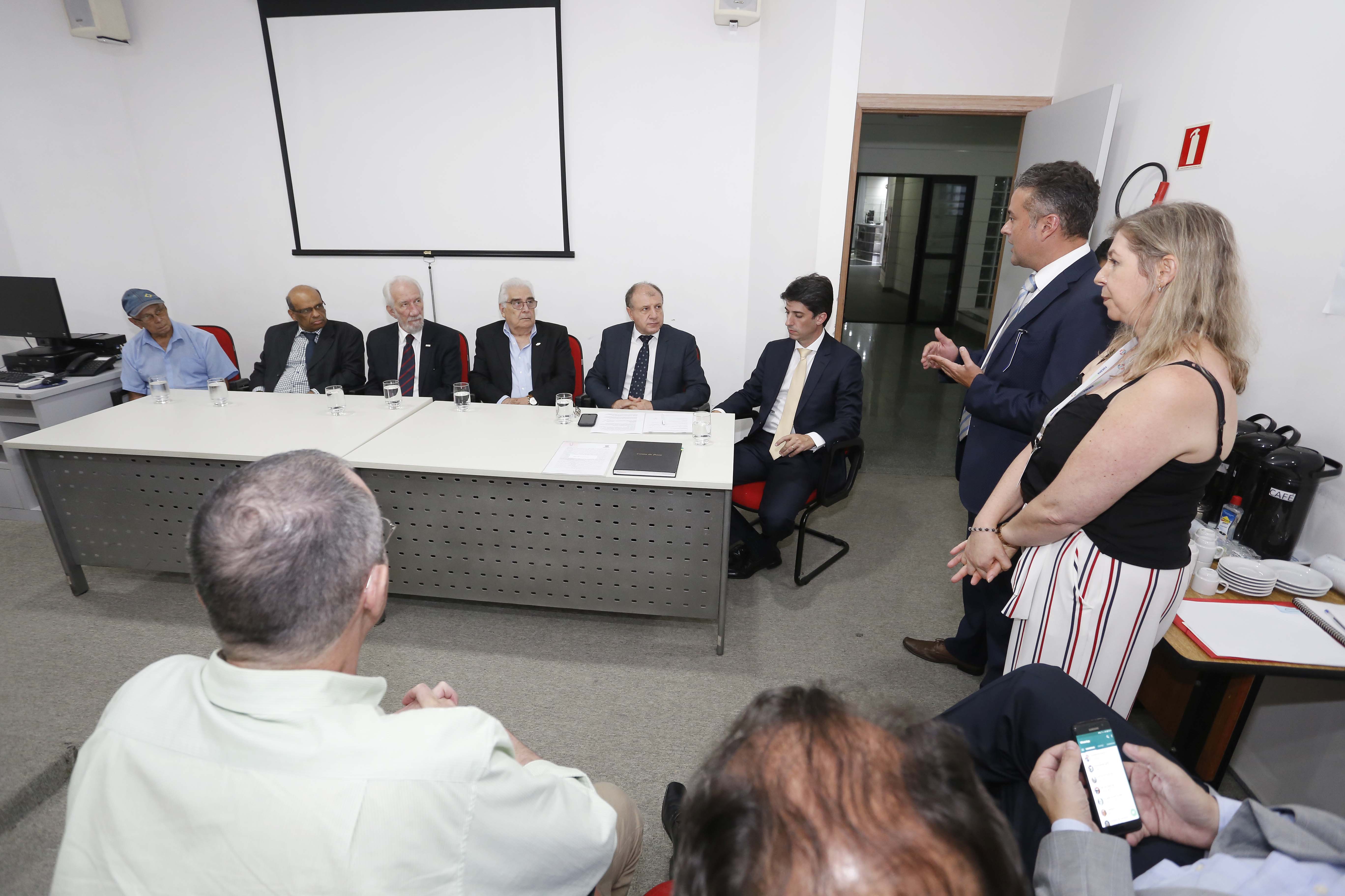 Posse do Conselho de Administração do Serviço Social Autônomo Paranacidade. Tomaram posse os secretários João Carlos Ortega, secretário do Desenvolvimento Urbano; René de Oliveira Garcia Júnior, secretário da Fazenda e Valdemar Bernardo Jorge, secretário do Planejamento. A solenidae contou com a presença do vice governador Darcia Piana. ? Curitiba, 02/01/2019 - Foto: Arnaldo Alves/ANPr