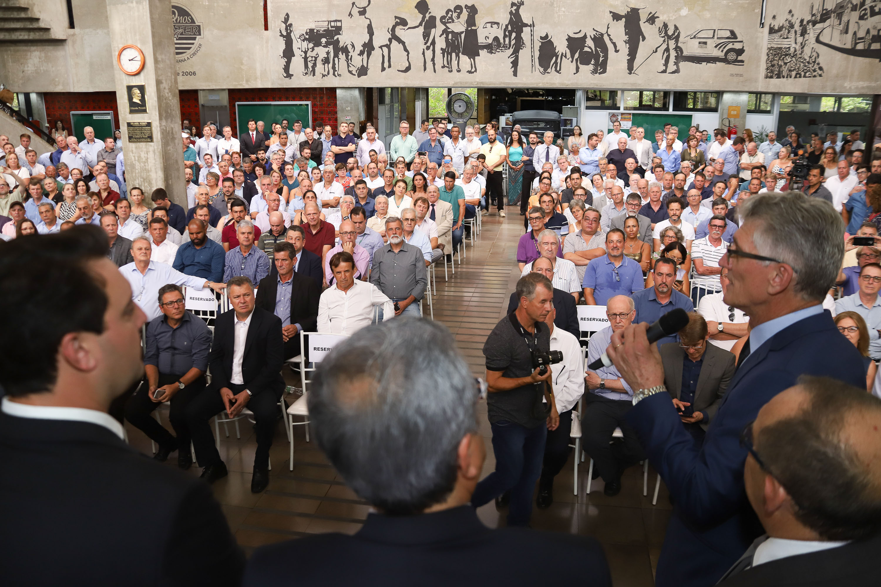 Governador Carlos Massa Ratinho Junior participa da posse do secretário da Agricultura e Abastecimento, Norberto Ortigara. - Curitiba, 03/01/2018 - Foto: Rodrigo Félix Leal