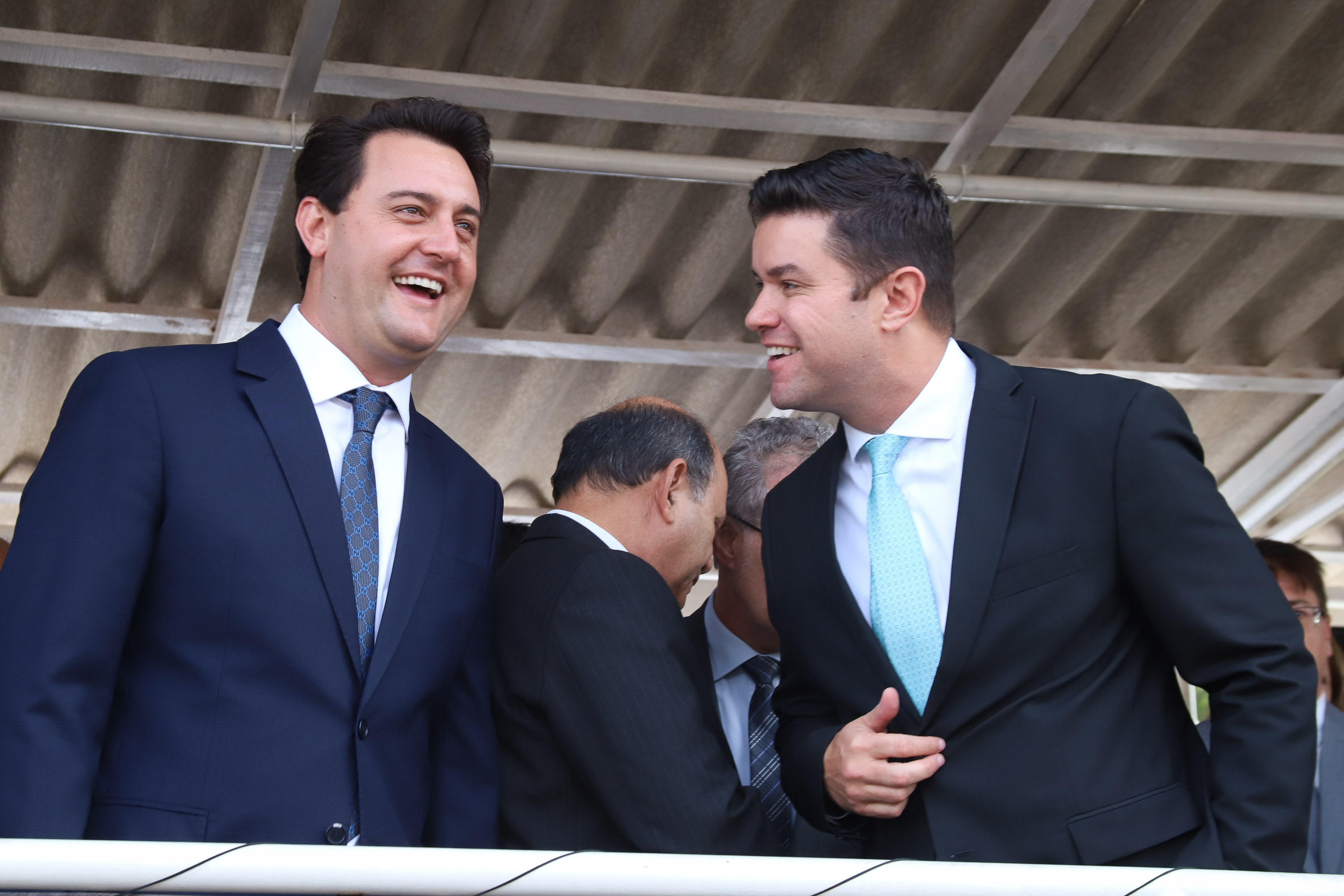 Governador Carlos Massa Ratinho Júnior participa da cerimônia de troca de comando da Polícia Militar do Paraná. O novo camandante-geral é o coronel Péricles de Matos. Ele substitui no cargo a coronel Audilene Dias Rocha. - Curitiba, 08/01/2019 - Foto: Rodrigo Félix Leal