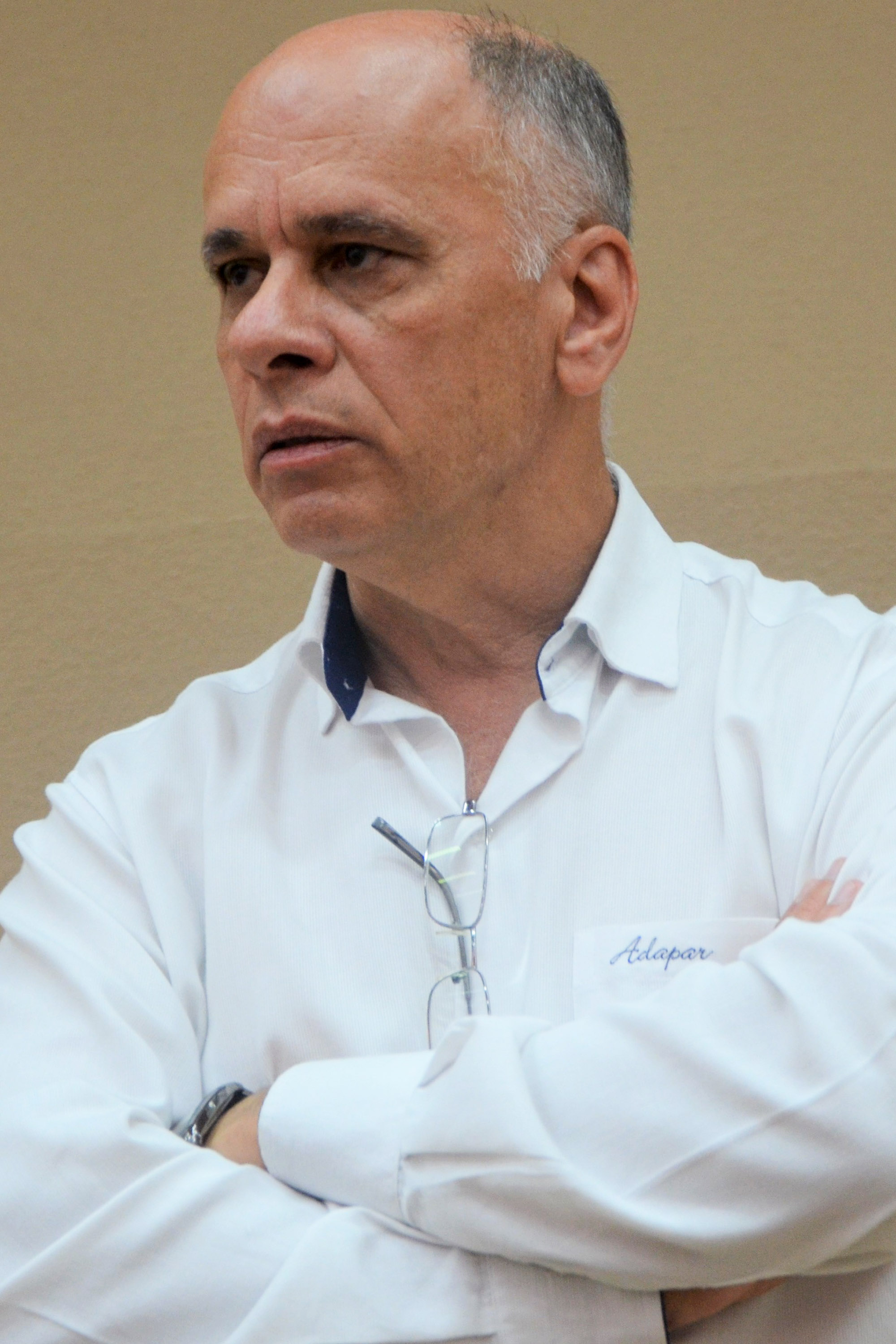 O secretário da Agricultura e do Abastecimento, Norberto Ortigara, deu posse nesta terça-feira (8) à nova diretoria da Agência de Defesa Agropecuária do Paraná (Adapar). O médico veterinário Otamir Cesar Martins assumiu a presidência, em substituição ao também veterinário Inácio Afonso Kroetz que dirigiu a empresa desde 2011, quando foi criada. Na foto, Diretor de Defesa Agropecuária ? Manoel Luiz de Azevedo - Curitiba, 08/01/2019 - Foto: Divulgação SEAB