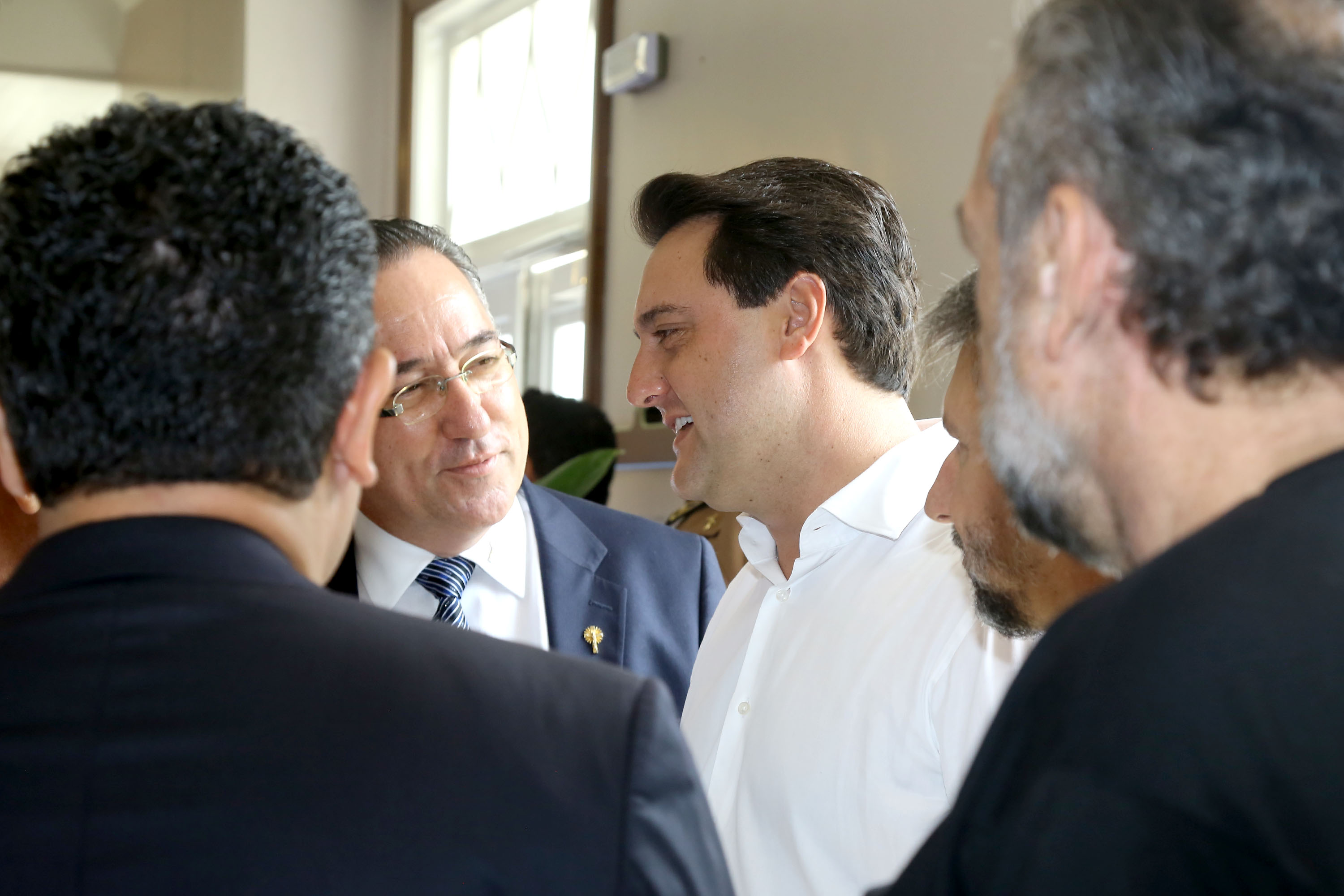O governador Carlos Massa Ratinho Junior participou nesta quinta-feira (10), em Foz do Iguaçu, da solenidade em comemoração aos 80 anos do Parque Nacional do Iguaçu. Considerado uma das mais belas reservas ecológicas do mundo, o Parque Nacional do Iguaçu tem 225 mil hectares e é reconhecido pela Unesco como Patrimônio Natural da Humanidade. Foz do Iguaçu,10/01/2018 Foto:Jaelson Lucas / ANPr
