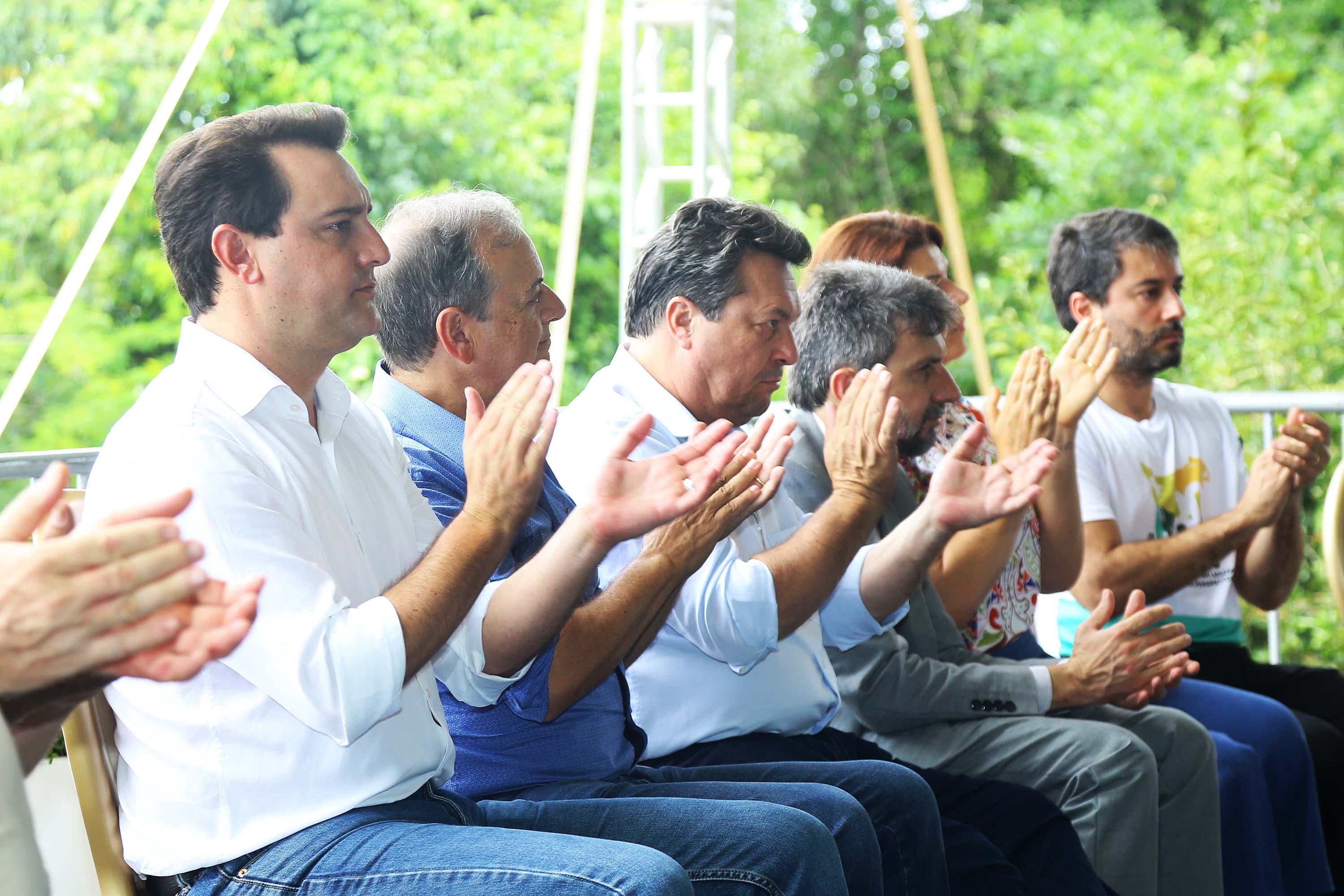 O governador Carlos Massa Ratinho Junior participou nesta quinta-feira (10), em Foz do Iguaçu, da solenidade em comemoração aos 80 anos do Parque Nacional do Iguaçu. Considerado uma das mais belas reservas ecológicas do mundo, o Parque Nacional do Iguaçu tem 225 mil hectares e é reconhecido pela Unesco como Patrimônio Natural da Humanidade. Foz do Iguaçu,10/01/2018 Foto:Jaelson Lucas / ANPr