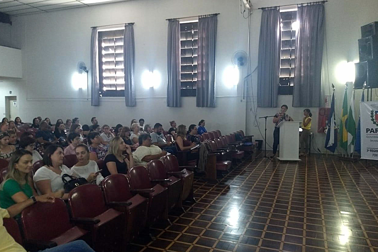 Equipes dos 12 municípios da Regional da Saúde em Ponta Grossa participaram nesta segunda-feira (14) de capacitação da assistência no manejo clínico ao paciente com suspeita de dengue.  -  Ponta Grossa, 14/01/2019  -  Foto: Divulgação SESA