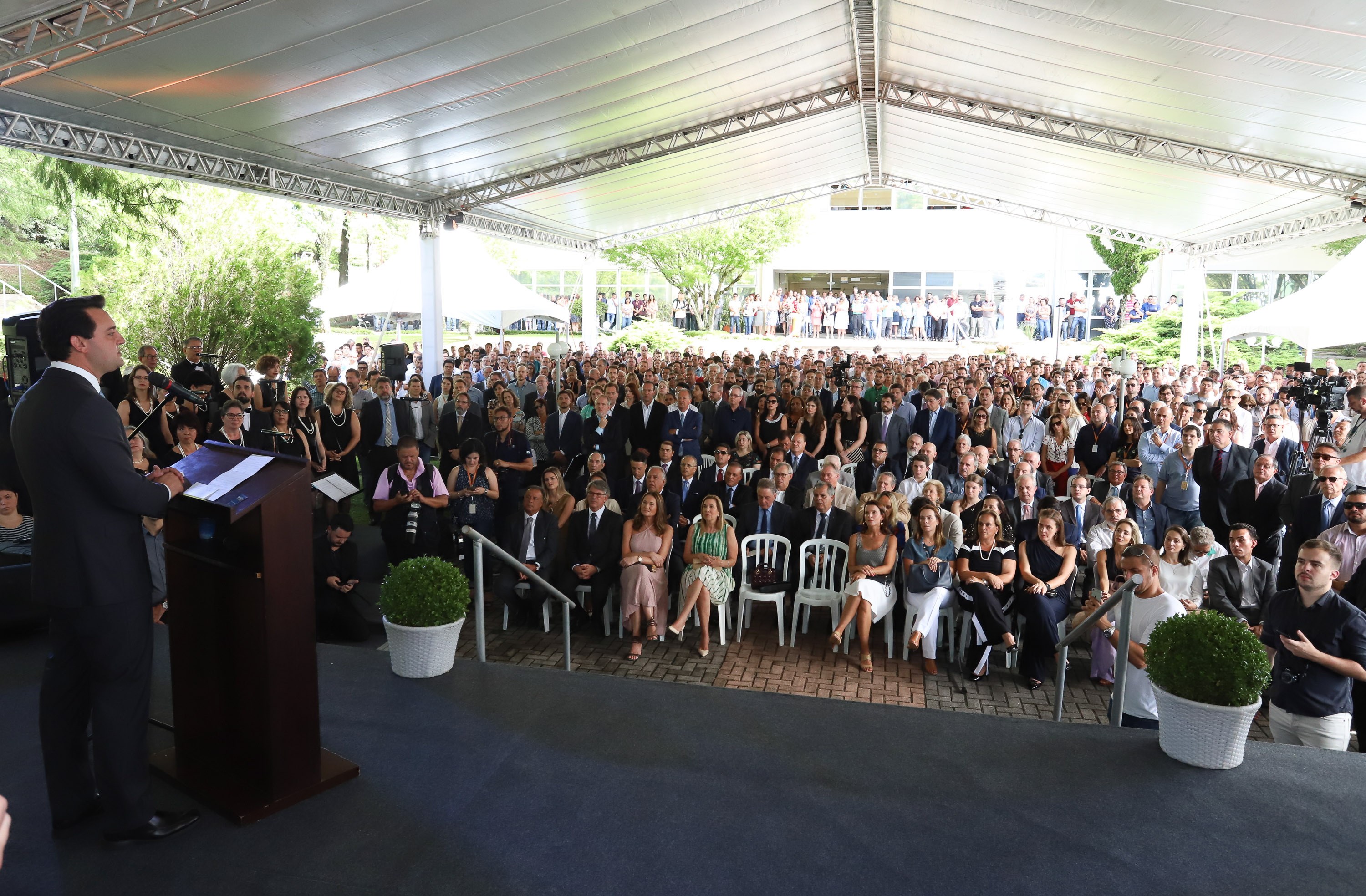 Governador Carlos Massa Ratinho Junior participa da solenidade de posse do presidente da Copel, Daniel Pimentel Slaviero. - Curitiba, 16/01/2019 - Foto: Rodrigo Félix Leal