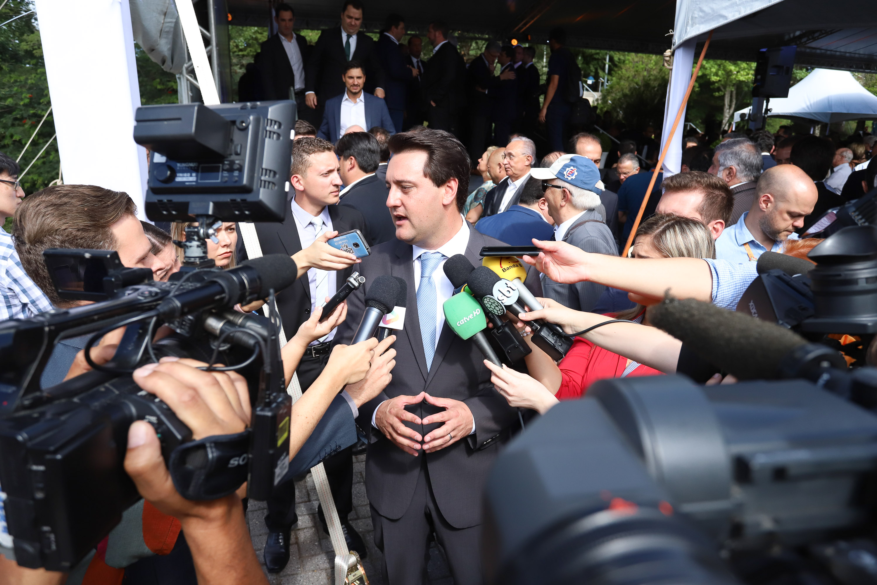 Governador Carlos Massa Ratinho Junior participa da solenidade de posse do presidente da Copel, Daniel Pimentel Slaviero. - Curitiba, 16/01/2019 - Foto: Rodrigo Félix Leal