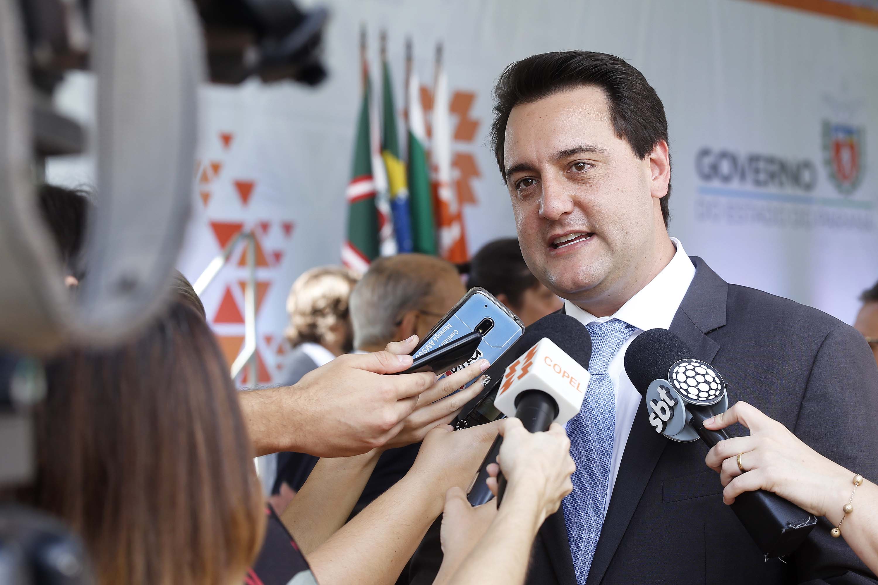 O governador Carlos Massa Ratinho Junior, participou da solenidade de posse do presidente da Copel, Daniel Pimentel Slaviero. Curitiba, 16-01-19. - Foto: Arnaldo Alves / ANPr.