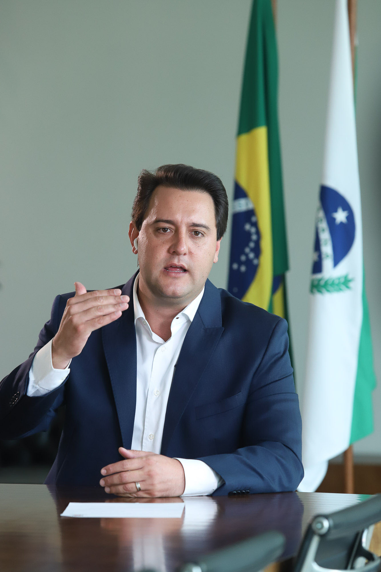 Defensor da parceria com a iniciativa privada, sobretudo para alavancar investimentos na área de infraestrutura, o governador Carlos Massa Ratinho Junior já deixou claro que a Copel e a Sanepar são intocáveis e não serão privatizadas em seu governo. - Curitiba, 18/01/2019 - Foto: Rodrigo Félix Leal