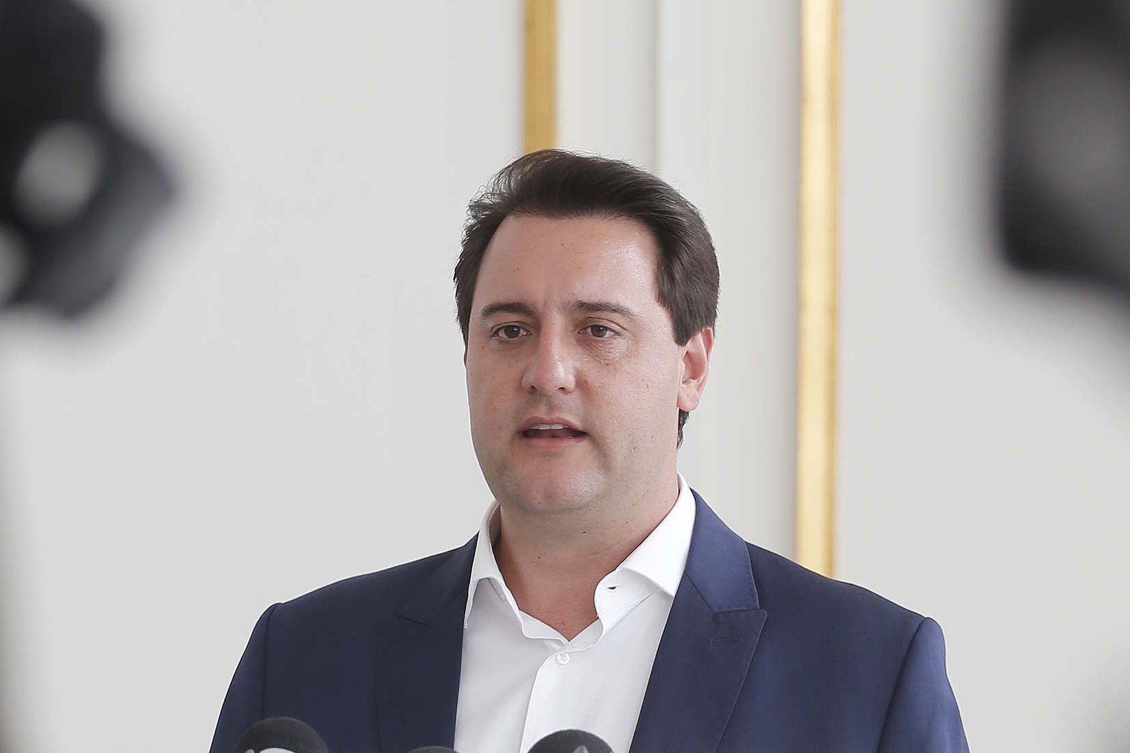 GOVERNADOR REÚNE SECRETARIADO E ANUNCIA NOVAS MEDIDAS ADMINISTRATIVAS. O governador Carlos Massa Ratinho Júnior reuniu-se com seus secretários, nesta terça-feira (08) e anunciou novas medidas administrativas. Curitiba, 08-01-2019.Foto: Arnaldo Alves / ANPr.