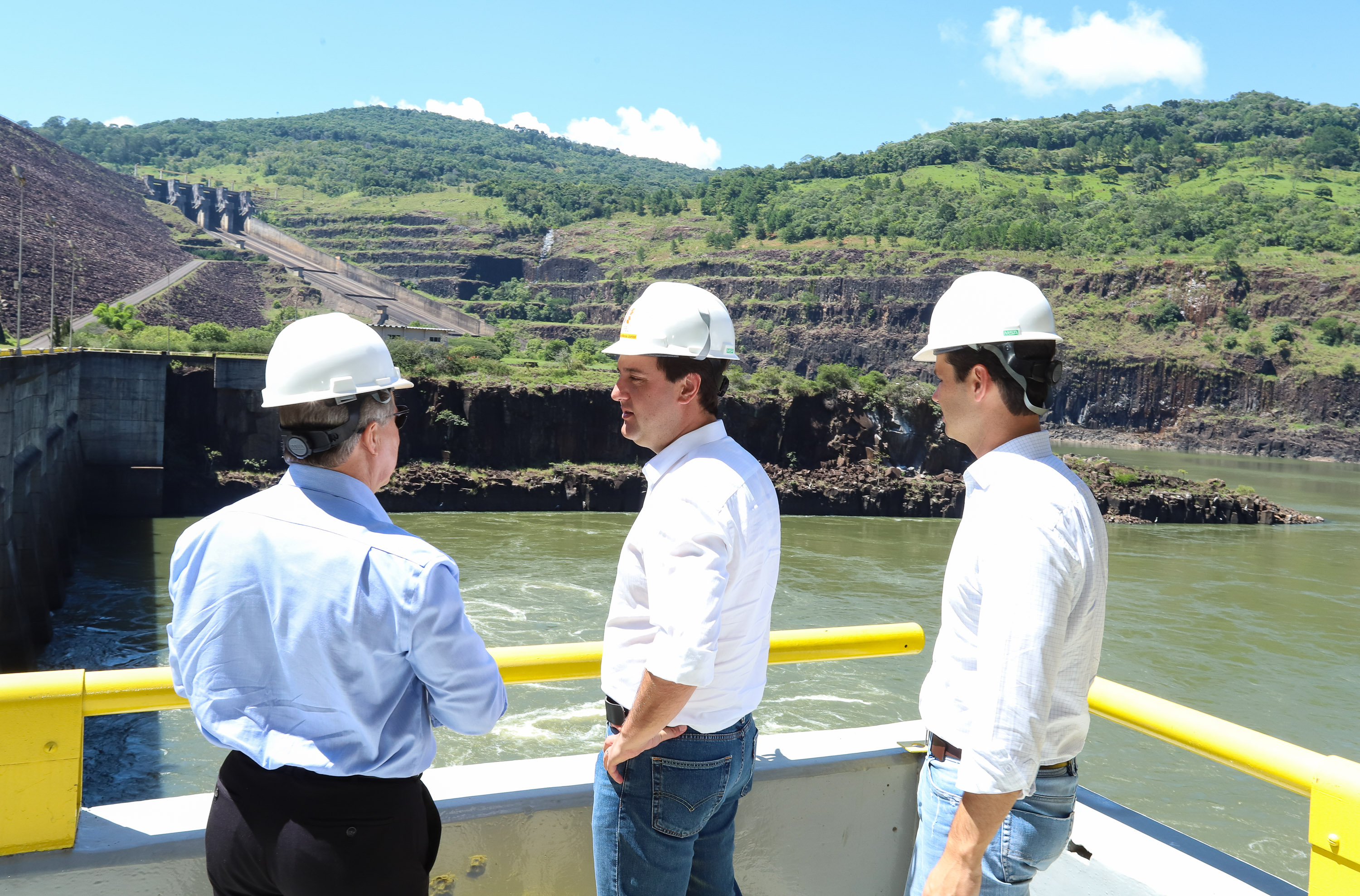 Governador Carlos Massa Ratinho Junior, acompanhado do presidente da Copel, Daniel Pimentel, visita a Usina Governador Bento Munhoz da Rocha Netto (Foz do Areia), no município de Pinhão - Pinhão, 22/01/2019 - Foto: Rodrigo Félix Leal