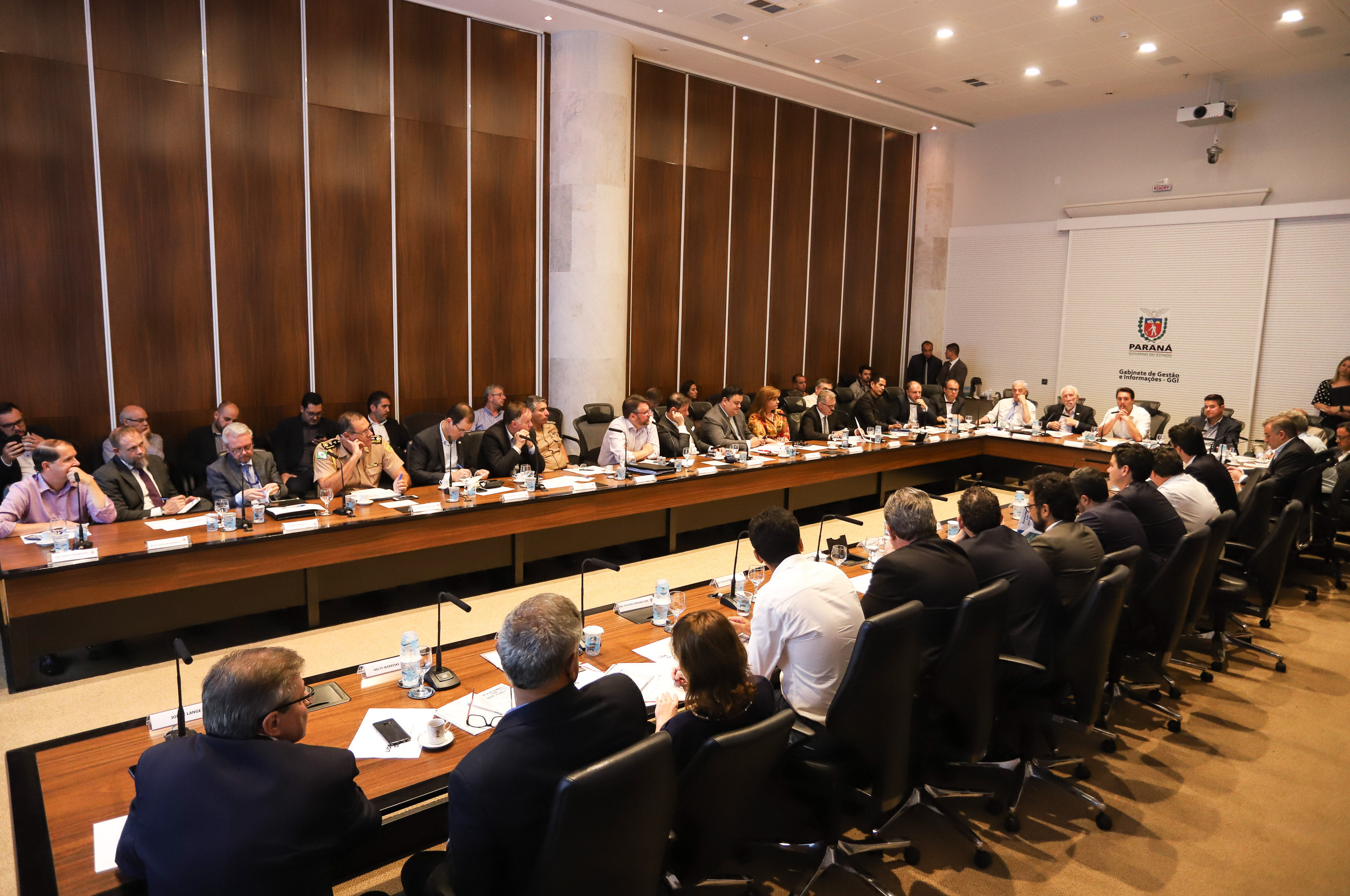 O governador Carlos Massa Ratinho Junior determinou a contratação de uma auditoria externa para avaliar as folhas de pagamento dos servidores ativos do Poder Executivo e inativos da Paranaprevidência (todos os Poderes). - Curitiba, 22/01/2019 - Foto: Rodrigo Félix Leal