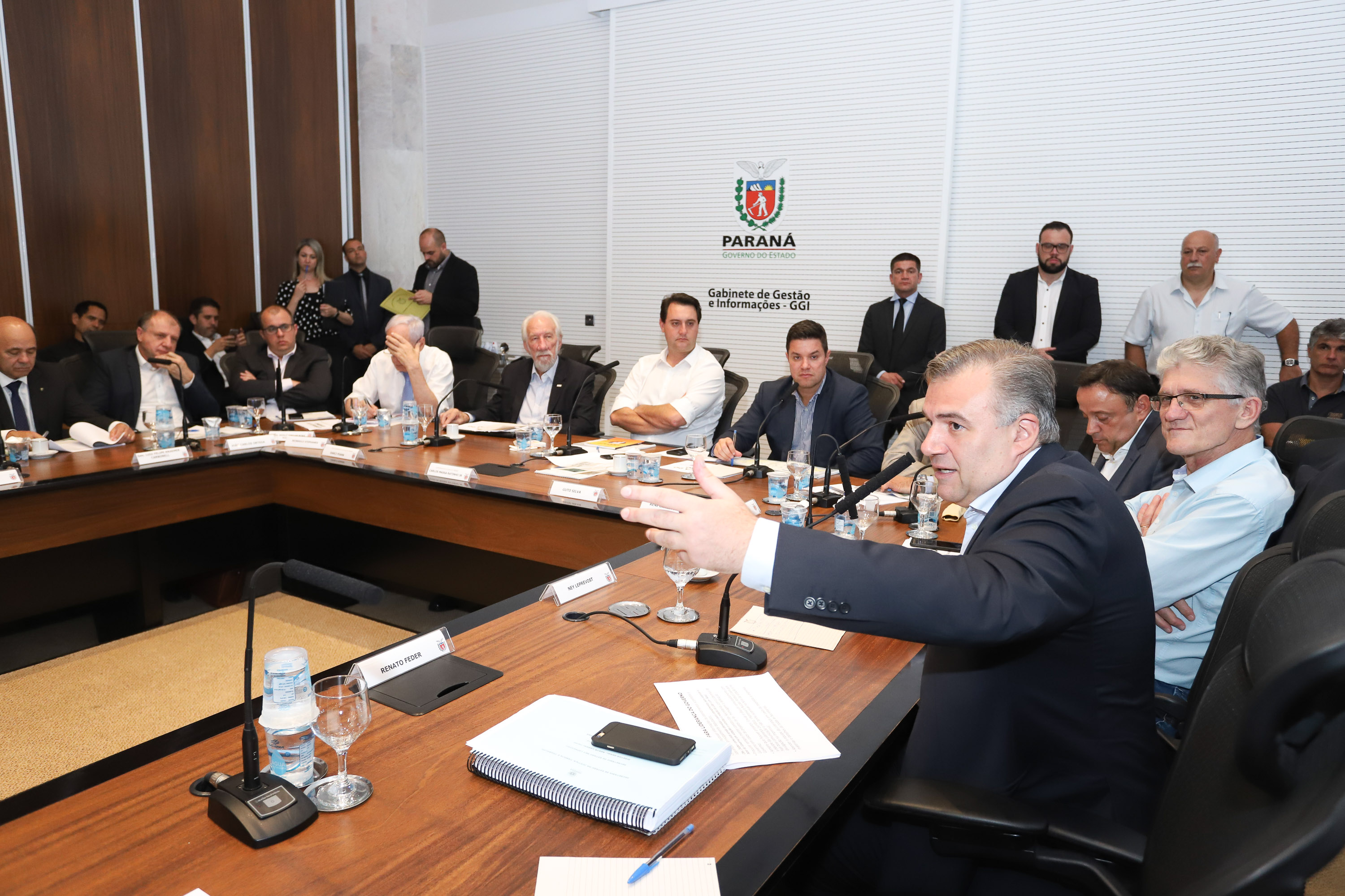 O governador Carlos Massa Ratinho Junior determinou a contratação de uma auditoria externa para avaliar as folhas de pagamento dos servidores ativos do Poder Executivo e inativos da Paranaprevidência (todos os Poderes). - Curitiba, 22/01/2019 - Foto: Rodrigo Félix Leal