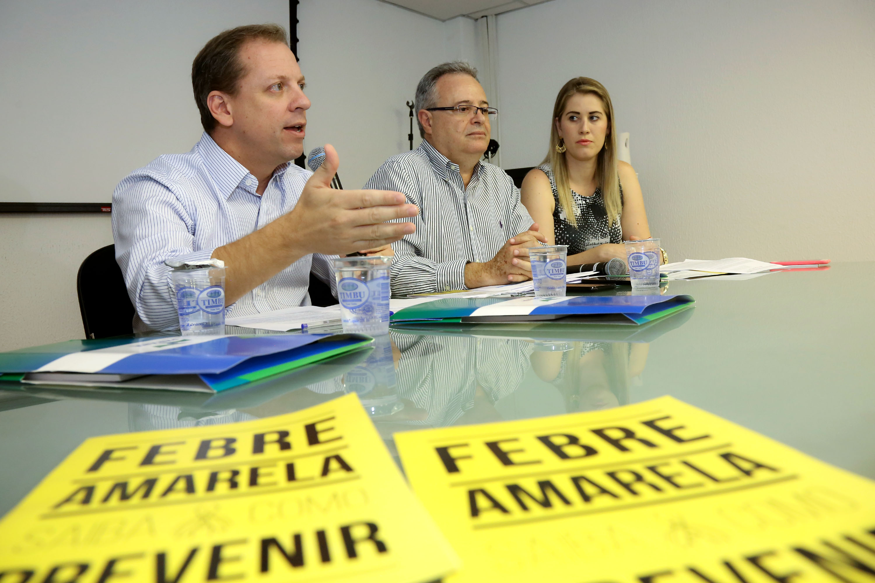 Coletiva de imprensa sobre o enfrentamento da febre amarela no Paraná. Na foto, e/d: Nestor Werner, diretor geral da Secretaria estadual da Saúde; João Crivelaro, da Superintendência em Vigilância à Saúde e Monique Costa, da Superintendência de Atenção à Saúde. - Curitiba, 30/01/2019 - Foto: Jaelson Lucas/anpr