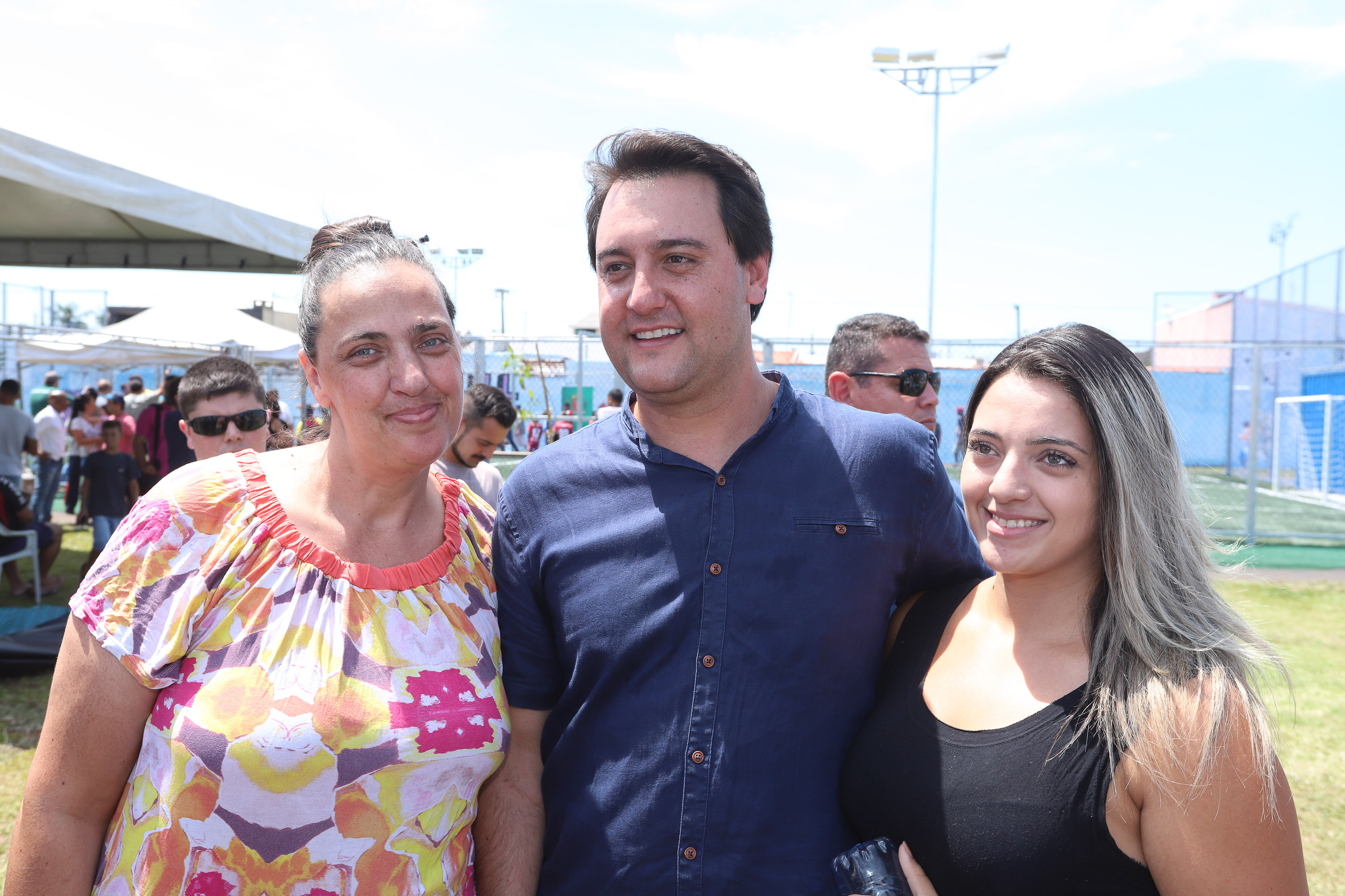 O governador Carlos Massa Ratinho Junior e o prefeito de Curitiba, Rafael Greca, inauguraram neste sábado (02) um parque esportivo no Bairro Novo. A estrutura conta com quadra de futebol com grama sintética, pista de skate com oito obstáculos e quadra poliesportiva. Curitiba,02/02/2019 - Foto: Rodrigo Félix Leal/ANPr