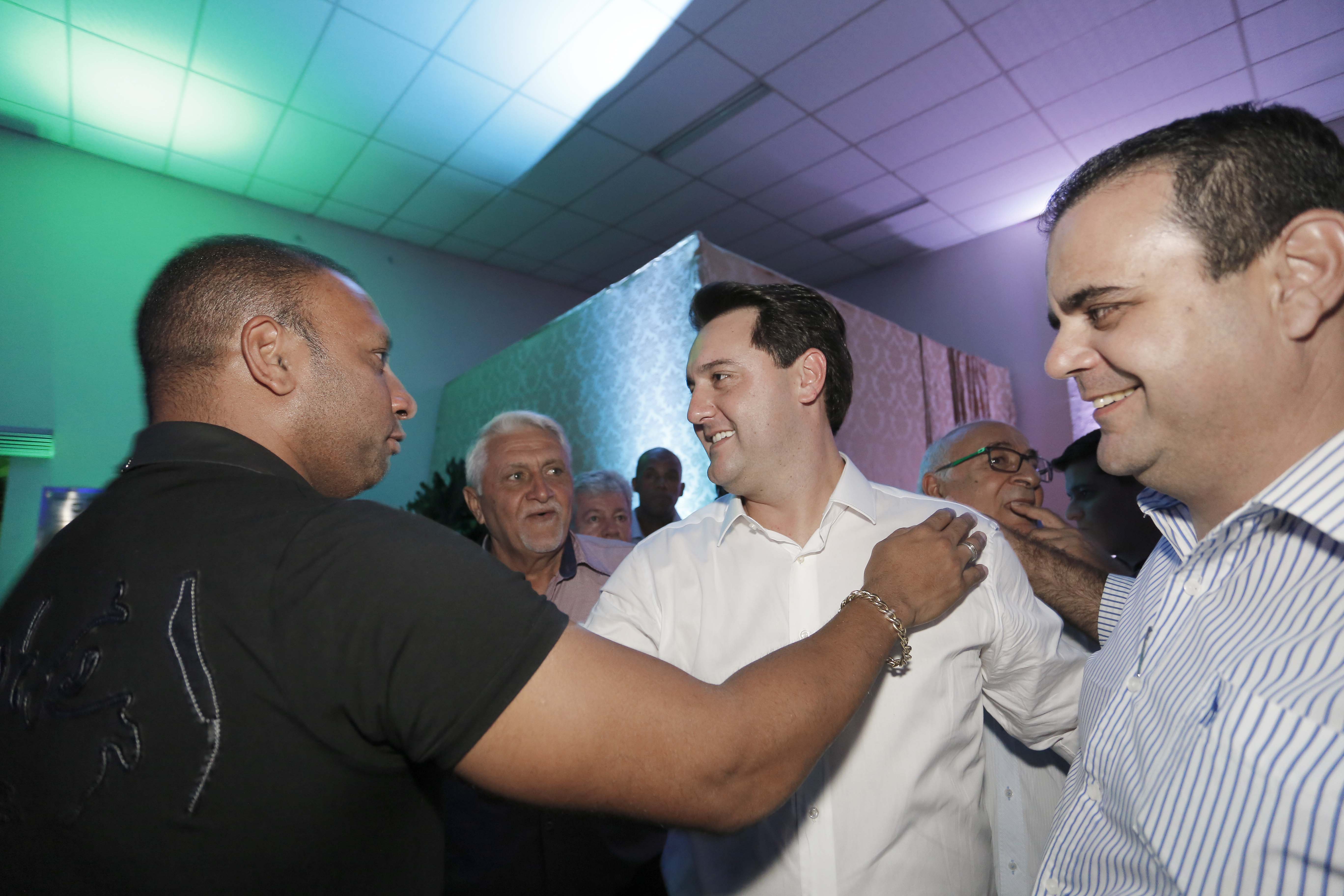 O governador Carlos Massa Ratinho Junior, participa do lançamento da 45ª Exposição Agropecuária, Industrial e Comercial de Umuarama. Presentes no evento: prefeito de Umuarama, Celso Luiz Pozzobom; presidente da Sociedade Rural, Milton Gaiari; secretário do Meio Ambiente, Márcio Nunes; secretário da Infraestrutura e Logística, Sandro Alex, deputados e demais autoridades - Umuarama, 05/02/2019 - Foto: Arnaldo Alves/ANPr