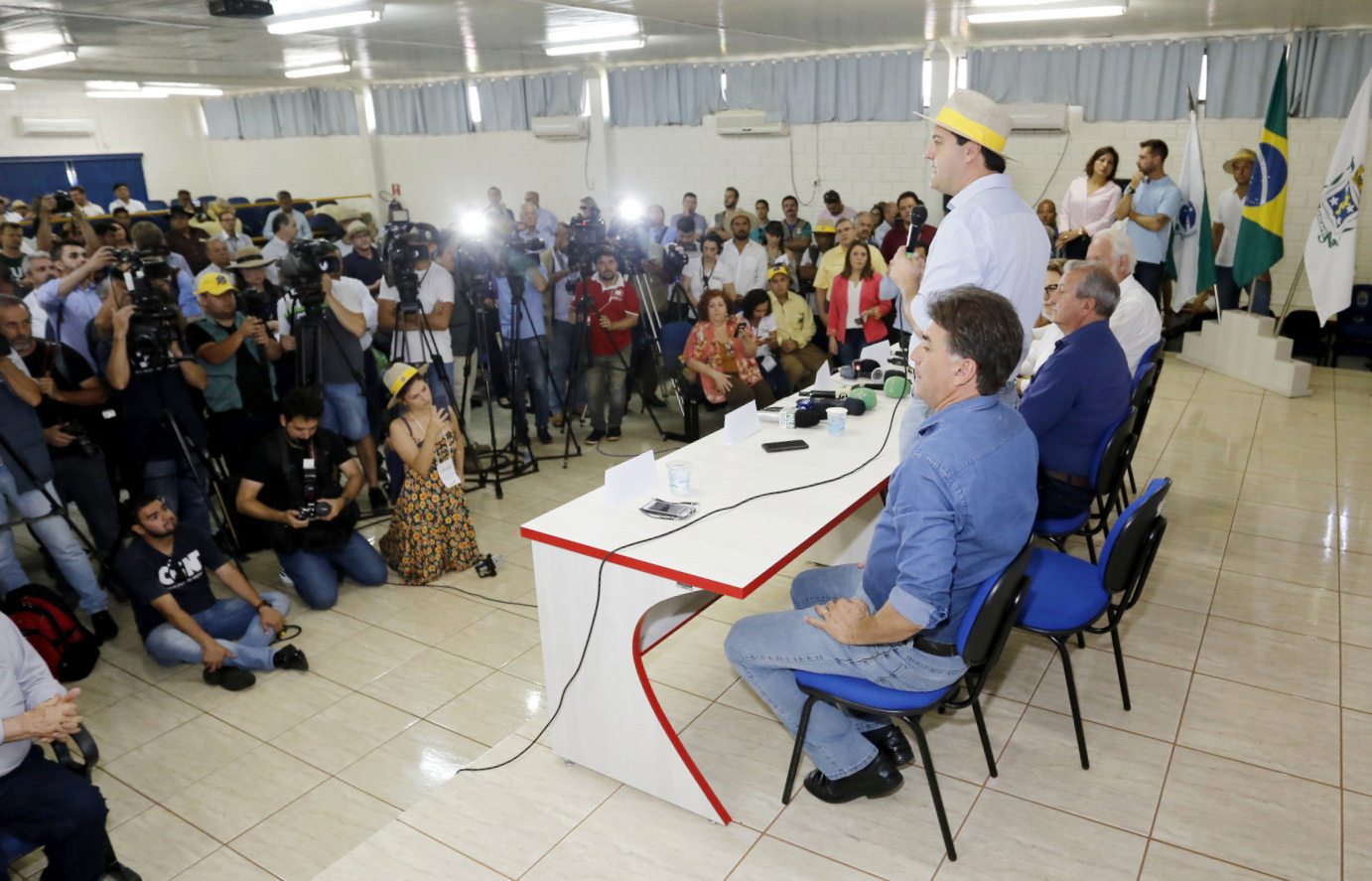 O governador Carlos Massa Ratinho Junior recebe a ministra da Agricultura, Pecuária e Abastecimento, Tereza Cristina, no Show Rural Coopavel. - Cascavel, 08/02/2019 - Foto: Arnaldo Alves/ANPr