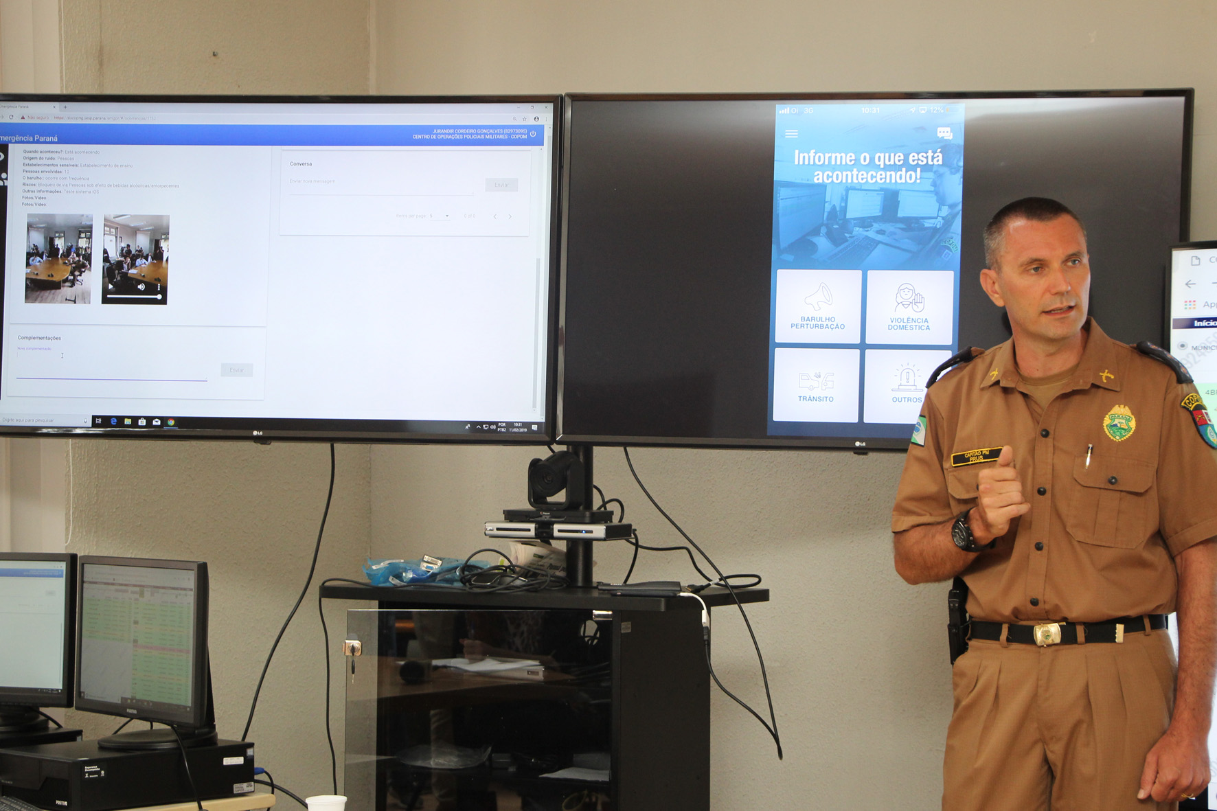 11-02-2019 Lançamento APP 190 para Sistema IOS a Polícia Militar do Paraná lançou o APP 190 ? Emergência Paraná para o sistema iOS e também divulgou um balanço dos quatro meses de funcionamento do aplicativo, que está em uso em Curitiba e Região Metropolitana na versão para Android, lançada no início de outubro do ano passado. Na foto, o capitão Claudio Prus. - Curitiba, 11/02/2019 - Foto: Soldado Priscilla Carvalho