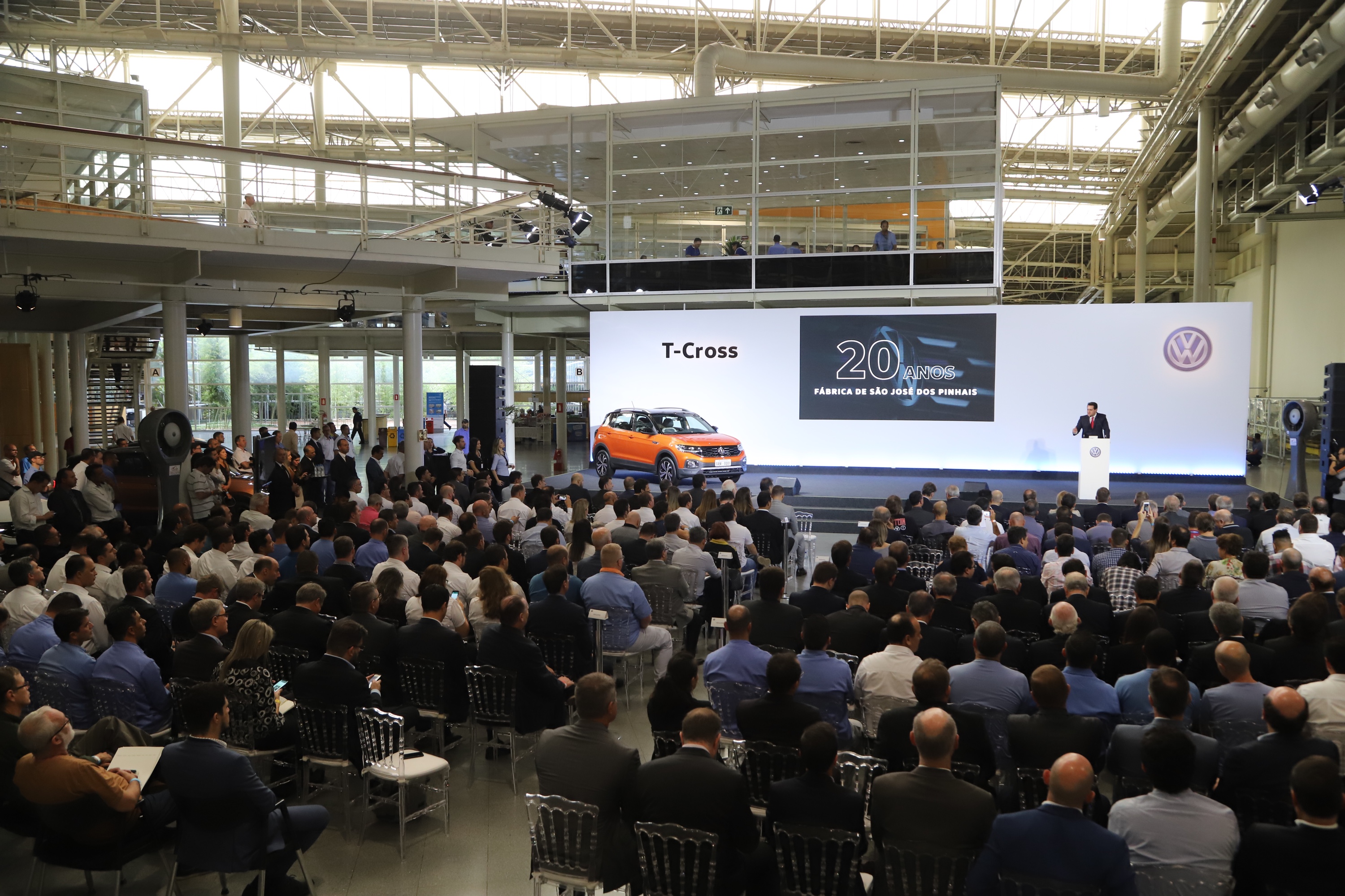 Governador Carlos Massa Ratinho Júnior participa da solenidade de comemoração de 20 anos da Volkswagen no Paraná. - São José dos Pinhais, 19/02/2019 - Foto: José Fernando Ogura/ANPr