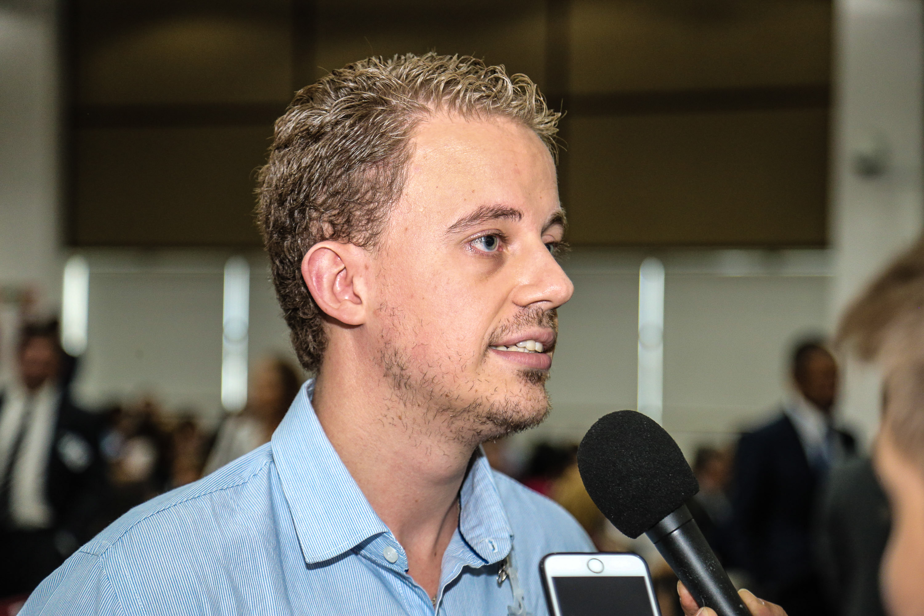 O governador Carlos Massa Ratinho Junior participa da solenidade que formaliza a Força-Tarefa Infância Segura de Prevenção e Combate a Crimes Contra a Criança, nesta quinta-feira (21) no Palácio da Justiça. Na foto, Renann Ferreira, presidente do Conselho Estadual de Direitos da Criança e do Adolescente (CEDCA). - Curitiba, 21/02/2019 - Foto: Geraldo Bubniak/ANPr