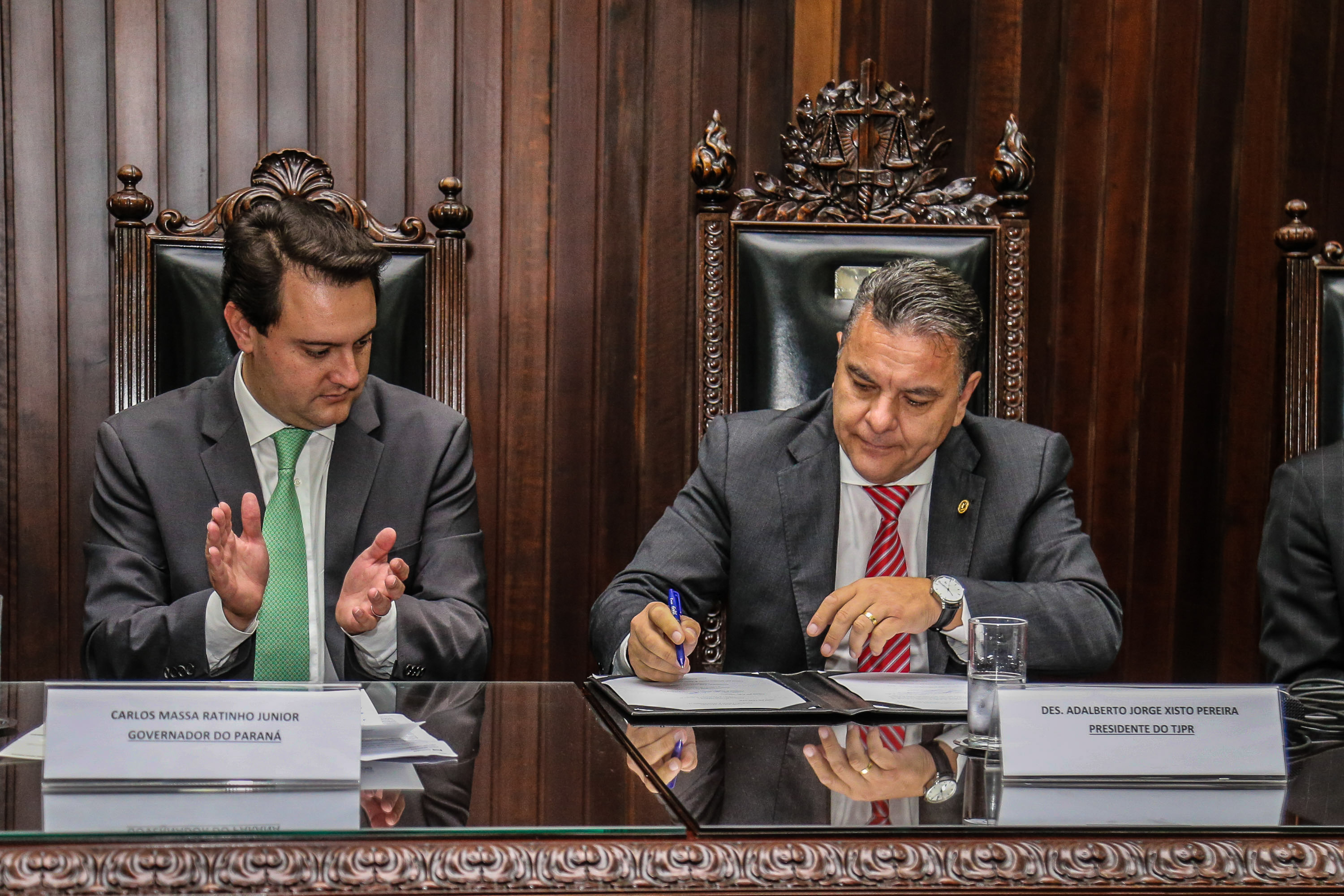 O governador Carlos Massa Ratinho Junior participa da solenidade que formaliza a Força-Tarefa Infância Segura de Prevenção e Combate a Crimes Contra a Criança, nesta quinta-feira (21) no Palácio da Justiça. Curitiba, 21/02/2019 - Foto: Geraldo Bubniak/ANPr