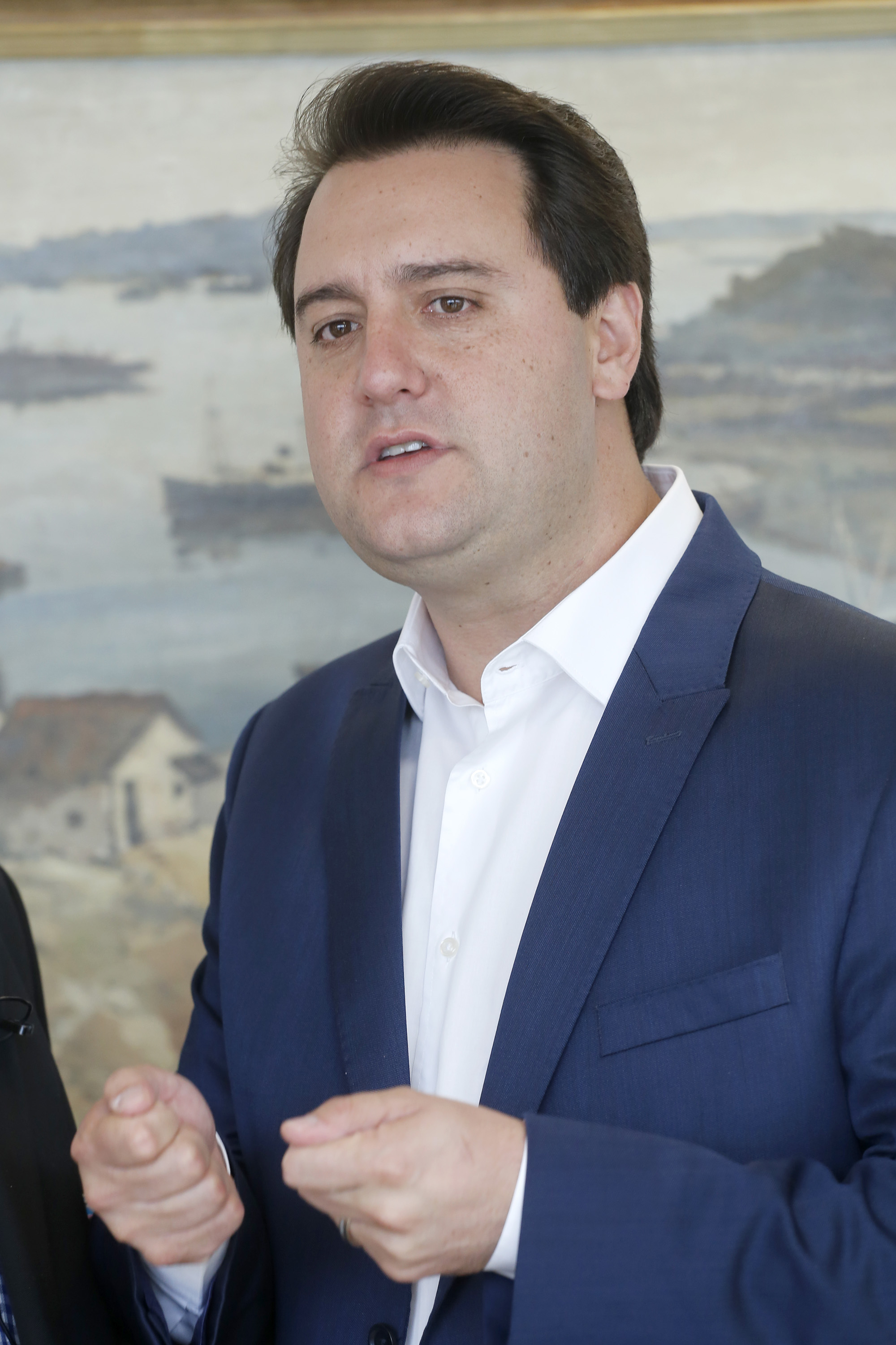 RATINHO JR CONCEDE SUBSIDIO AO TRANSPORTE PÚBLICO DE CURITIBA. O governador Carlos Massa Ratinho Junior anunciou o subsidio para o transporte público. presente: prefeio de Curitiba, Rafael Greca de Macedo.Curitiba, 22-02-19.Foto: Arnaldo Alves / ANPr.