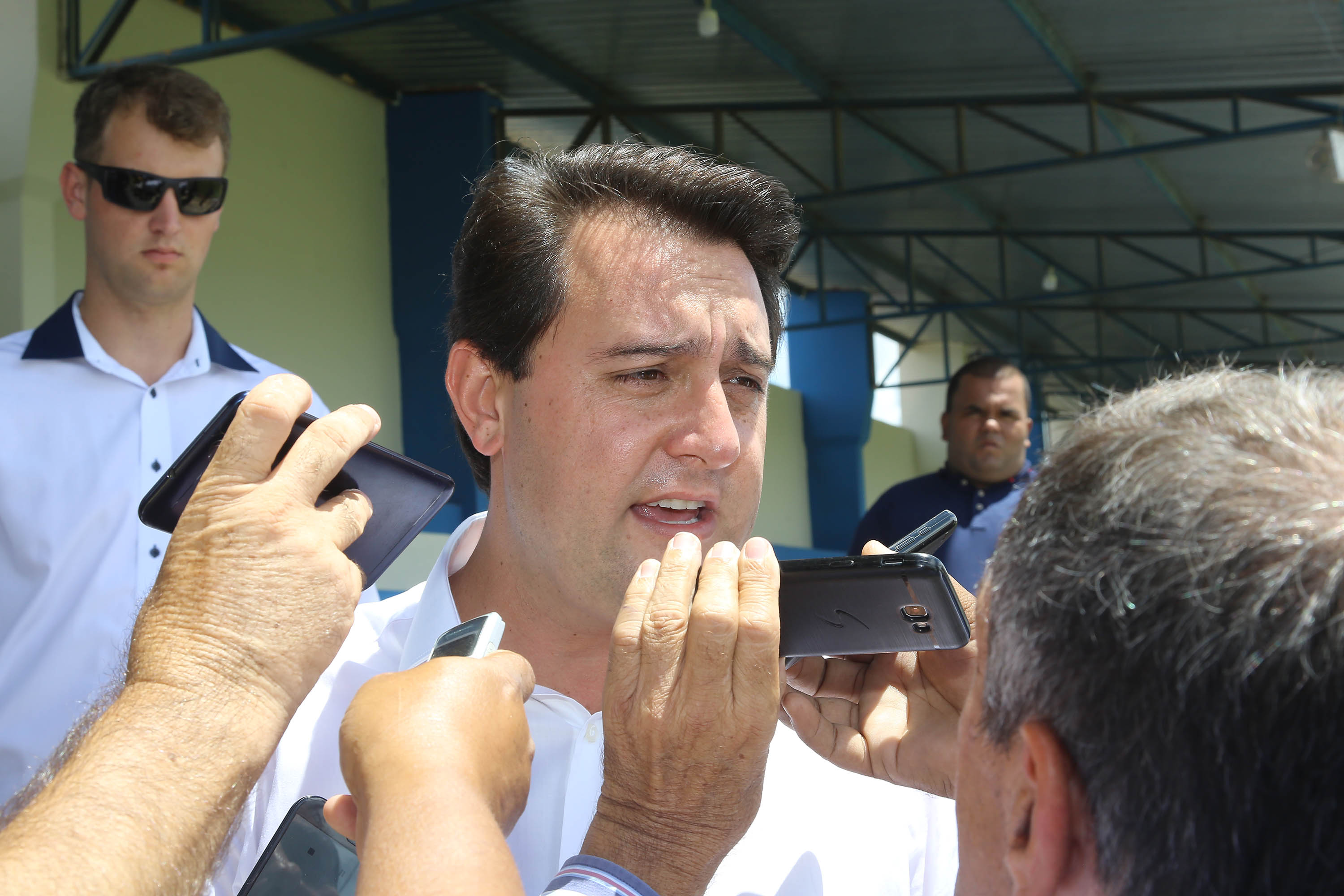 Governador Carlos Massa Ratinho Júnior participa da posse da nova diretoria da Associação dos Municípios do Norte Pioneiro (Amunorpi). O prefeito de Pinhalão, Sérgio Rodrigues é o presidente da Associação. - Pinhalão, 22/01/2019 - Foto: Jaelson Lucas/ANPr