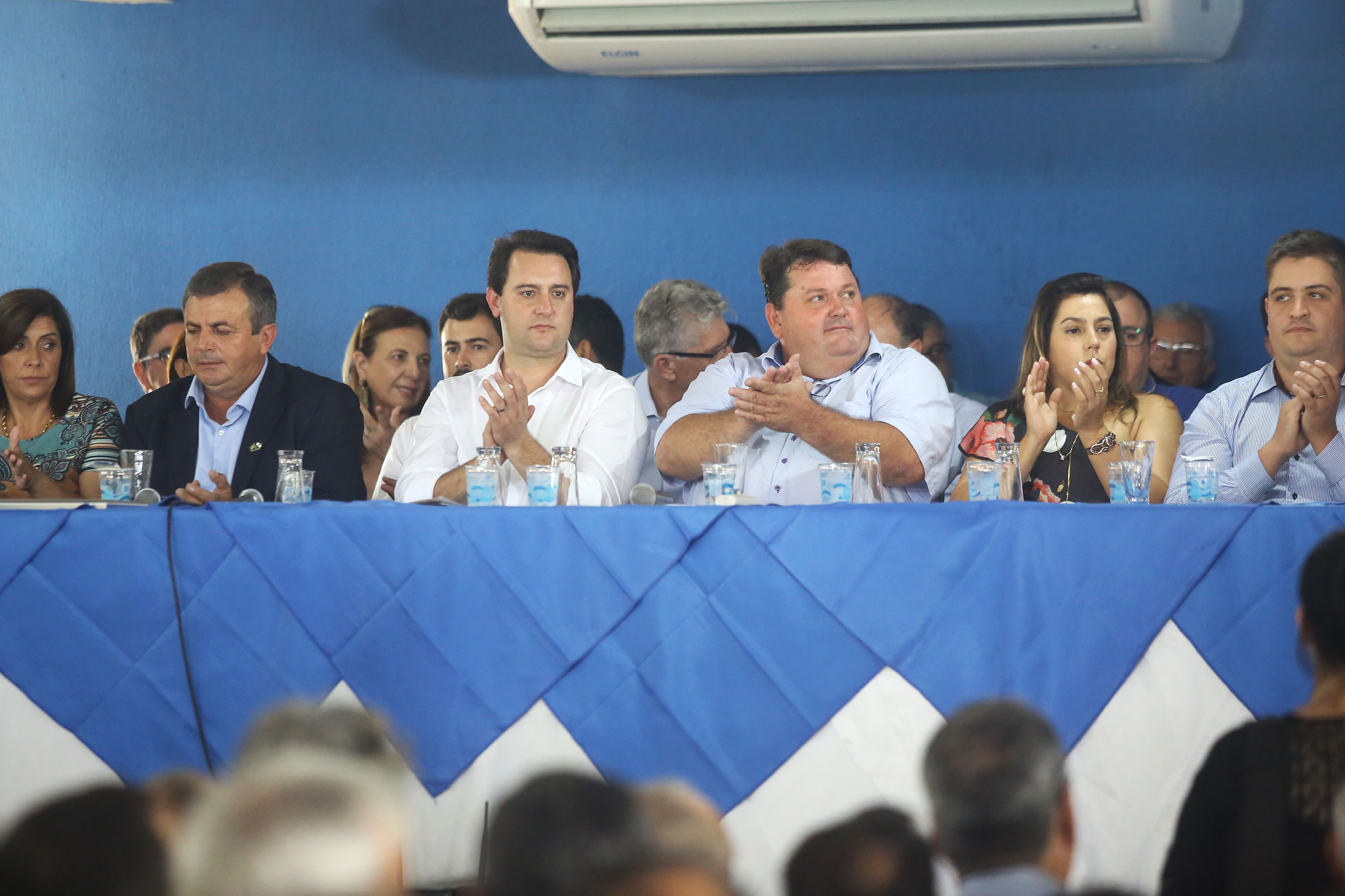 Governador Carlos Massa Ratinho Júnior participa da posse da nova diretoria da Associação dos Municípios do Norte Pioneiro (Amunorpi). O prefeito de Pinhalão, Sérgio Rodrigues é o presidente da Associação. - Pinhalão, 22/01/2019 - Foto: Jaelson Lucas/ANPr