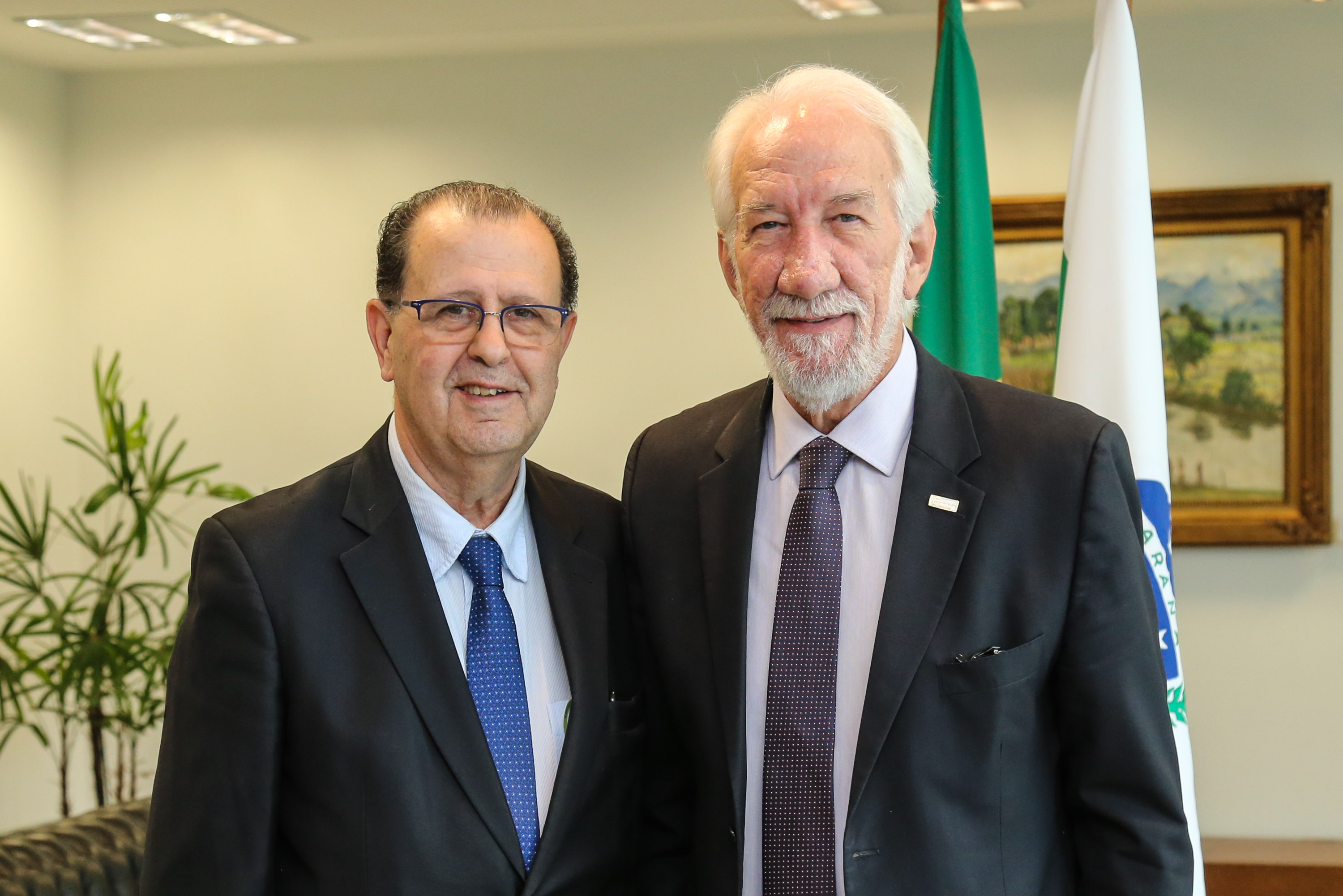 O governador em exercício Darci Piana recebe o presidente da Paraná Turismo, João Jacob Mehl e representantes do G5 nesta quinta-feira (7) no Palácio Iguaçu. Curitiba, 07/03/2019 - Foto: Geraldo Bubniak/ANPr