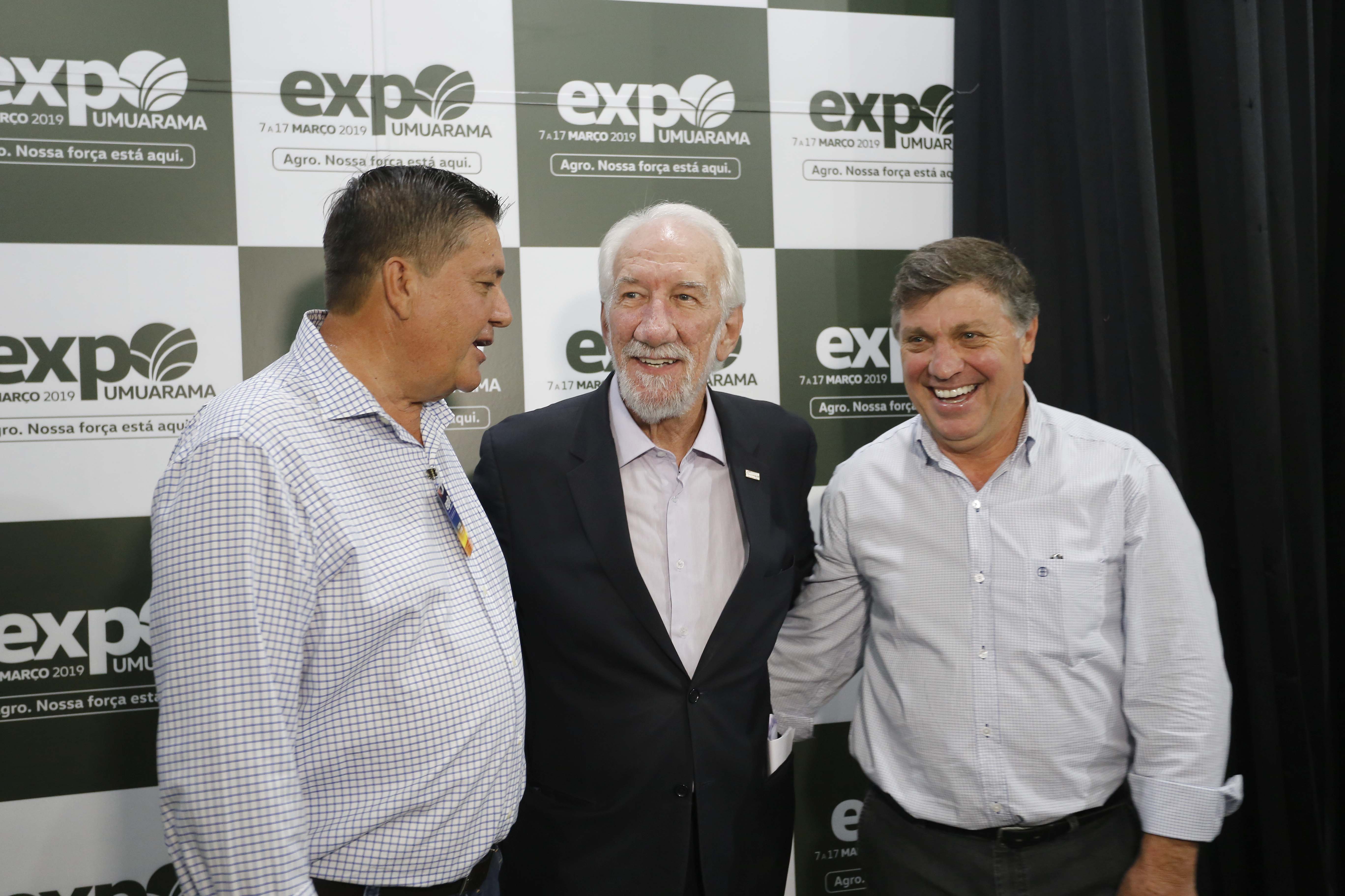 O governador em exercício Darci Piana, participa da abertura 45ª Expo Umuarama e 18ª Feira Internacional. Participaram: prefeito de Umuarama, Celso Pozzobom; os secretários: do Meio Ambiente e Recursos Hídricos, Márcio Nunes; da Agricultura, Norberto Ortigara; presidente da Sociedade Rural de Umuarama, Milton Gaiari; entre outros. N/F: presidente da Sociedade Rural, Milton Gaiari.Umuarama, 07-03-19.Foto: Arnaldo Alves / ANPr.