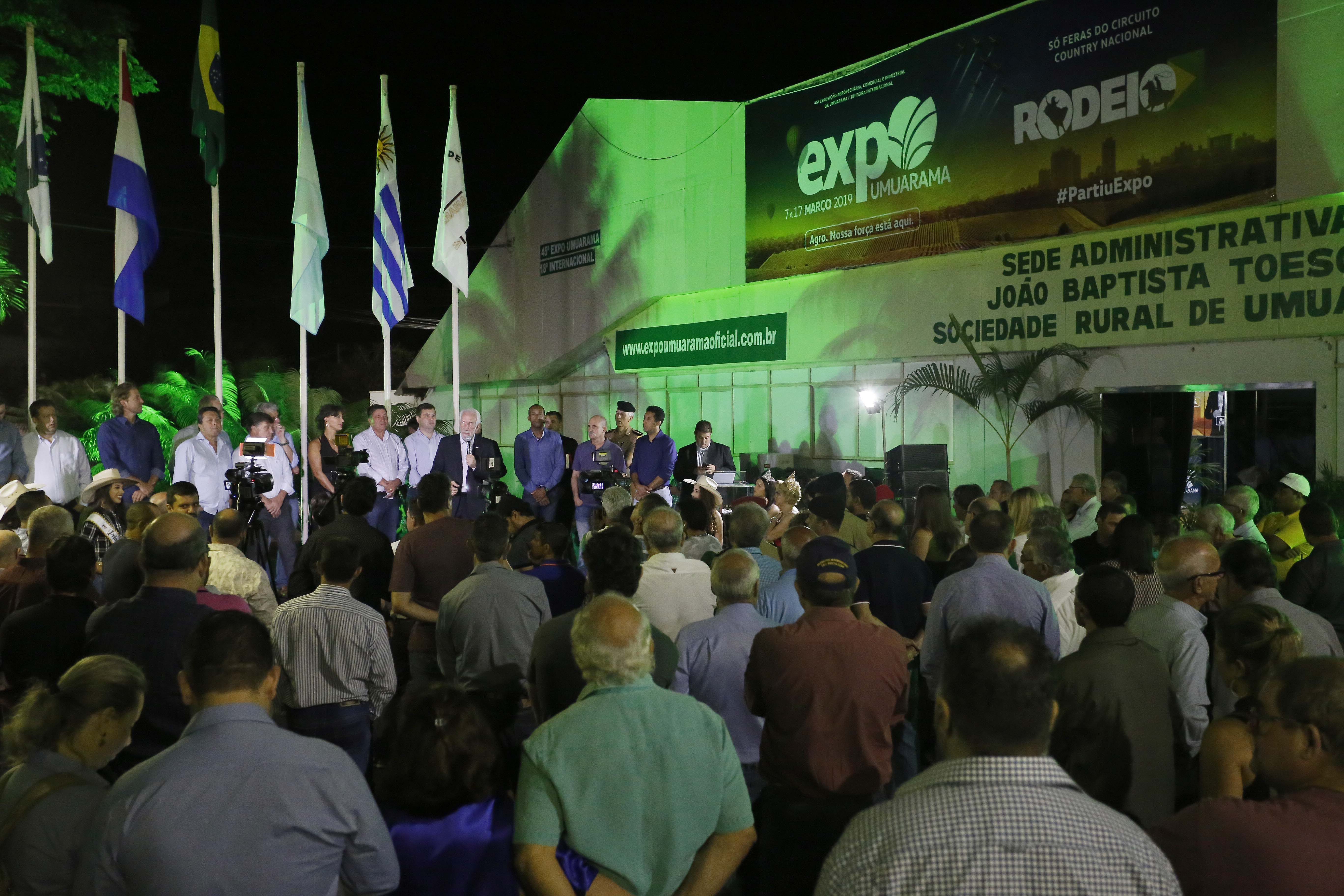 O governador em exercício Darci Piana, participa da abertura 45ª Expo Umuarama e 18ª Feira Internacional. Participaram: prefeito de Umuarama, Celso Pozzobom; os secretários: do Meio Ambiente e Recursos Hídricos, Márcio Nunes; da Agricultura, Norberto Ortigara; presidente da Sociedade Rural de Umuarama, Milton Gaiari; entre outros.Umuarama, 07-03-19.Foto: Arnaldo Alves / ANPr.