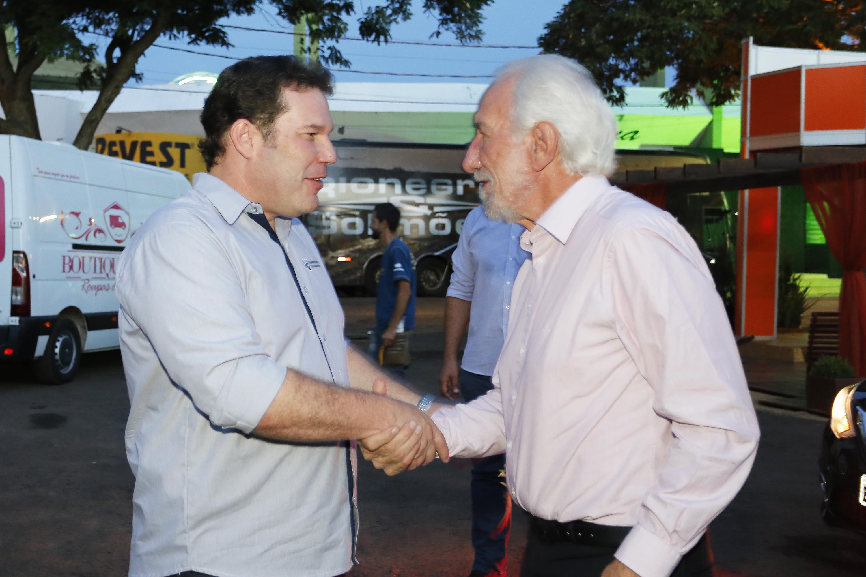 O governador em exercício Darci Piana, participa da abertura da 48ª Exposição Paranavaí - Feira Agropecuária e Industrial de Paranavaí, região noroeste do Estado. Presentes: presidente da Sociedade Rural do Noroeste do Paraná, Mario Helio de Almeida; secretário de Agricultura, Norbeto Ortigara; entre outros.Paranavaí, 08-03-19.Foto: Arnaldo Alves / ANPr.