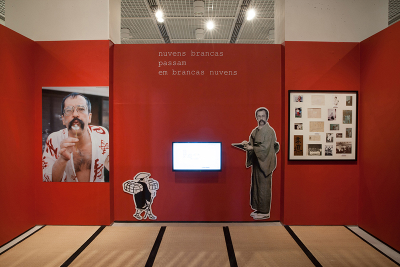 Escritor, poeta, músico, compositor, romancista, tradutor, ensaísta, judoca e publicitário. As diversas faces do paranaense Paulo Leminski estarão presentes na 10ª edição da exposição Múltiplo Leminski, que entra em cartaz em Londrina a partir do dia 14 de março, às 19h30, no Museu Histórico de Londrina. - Foto: Divulgação