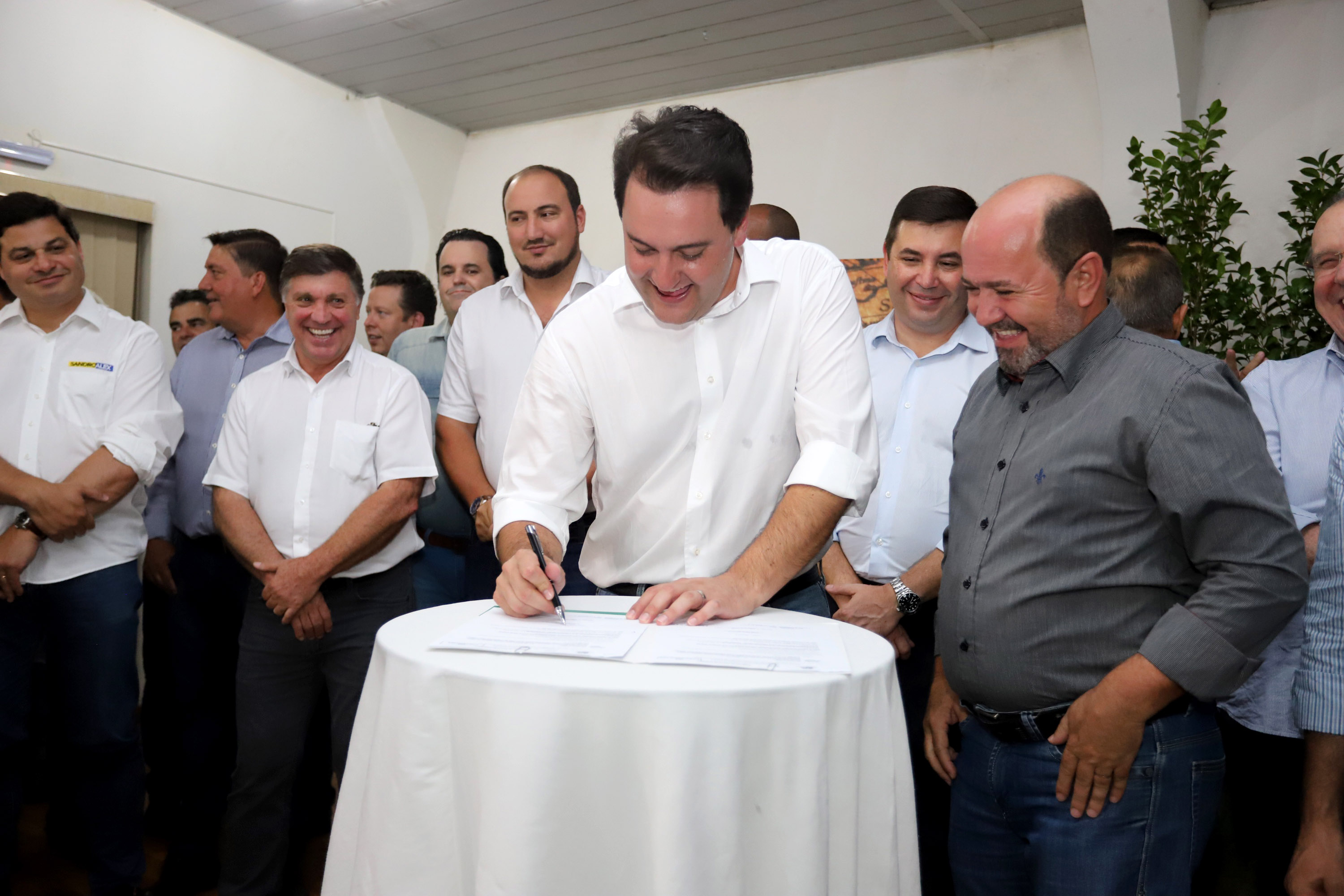Governador Carlos Massa Ratinho Junior visita a Expo Umuarama e anuncia recursos para investimentos em infraestrutura e melhoria urbana no município. - Umuarama, 15/03/2019 - Foto: José Fernando Ogura/ANPr