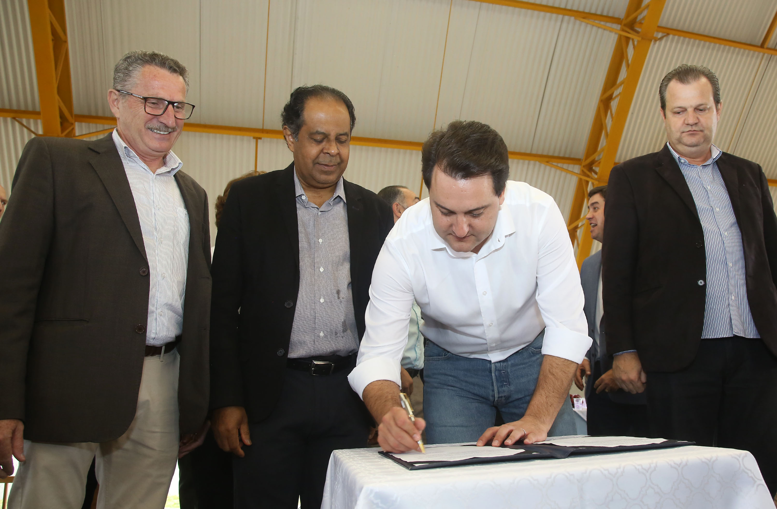 Governador Carlos Massa Ratinho Júnior inaugura em Guarapuava a nova sede do Colégio Estadual Leni Marlene Jacob - Guarapuava, 04/04/2019 - Foto: Jaelson Lucas/ANPr