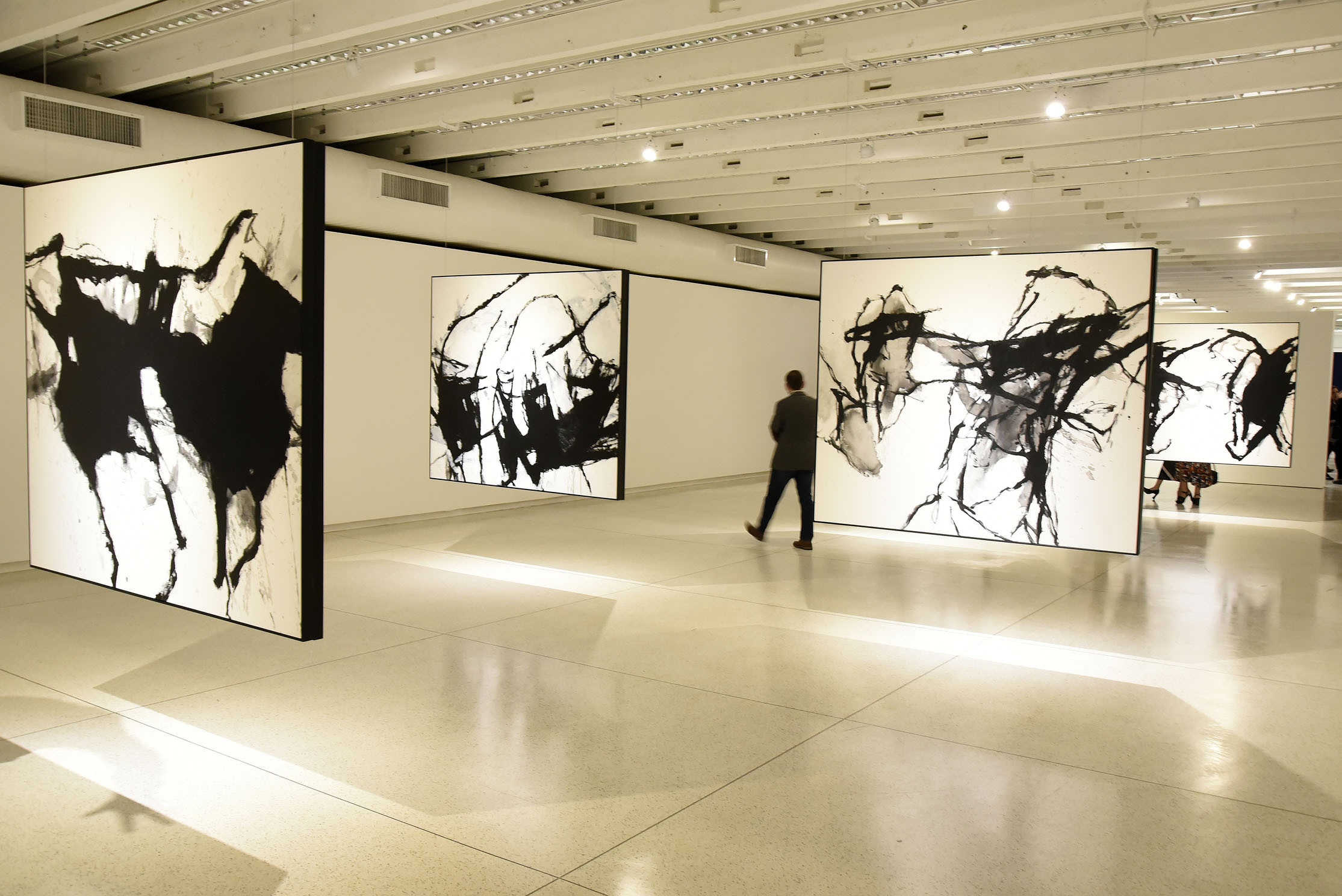 Aberturas das exposições ?O que é original?? do artista Marcelo Conrado e "Mestre de Obras" de Ivens Machado no Museu Oscar Niemeyer (MON).Curitiba, 11 de abril de 2019.Foto: Kraw Penas/SEEC